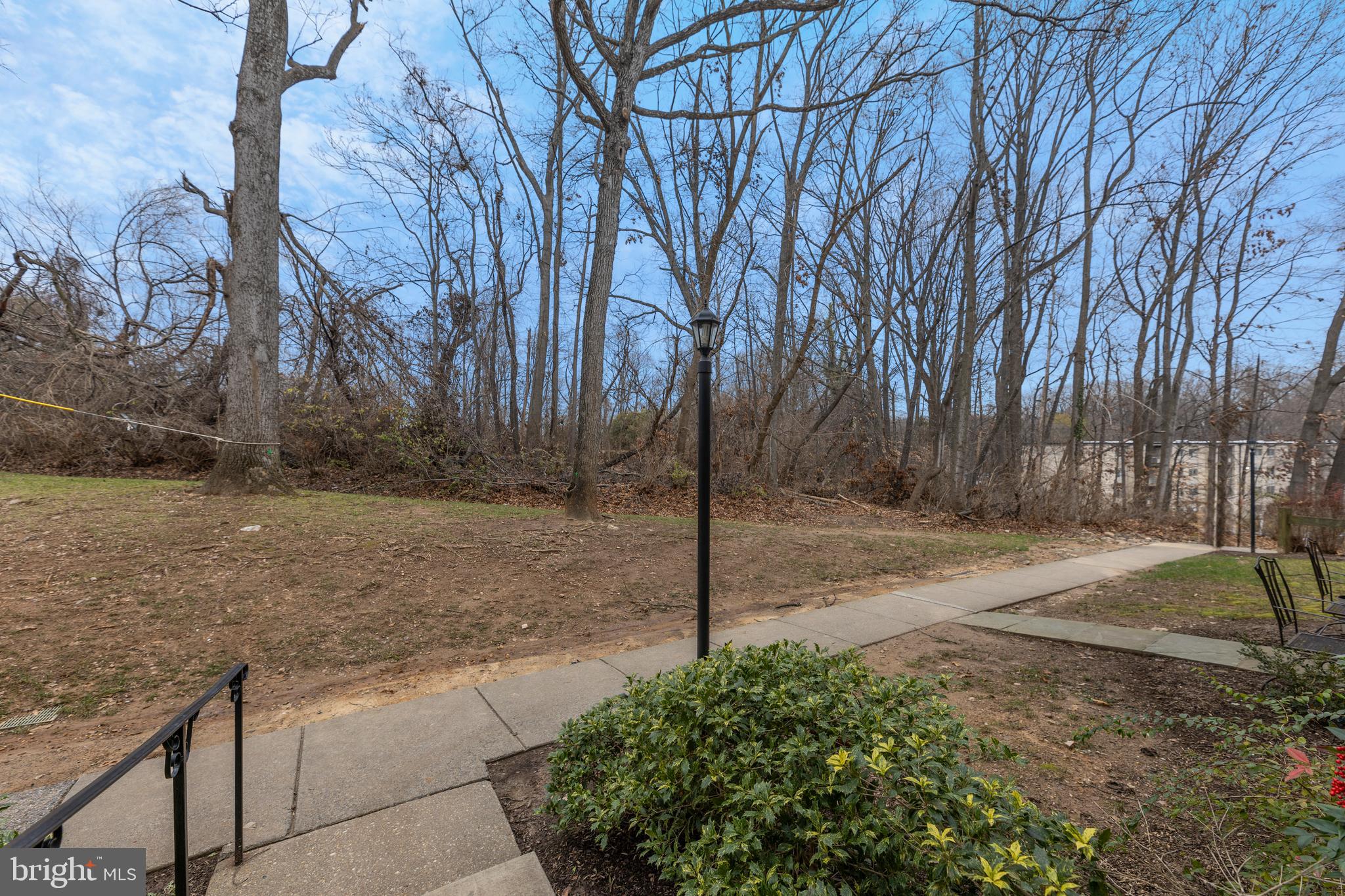 BETHESDA PARK - Residential