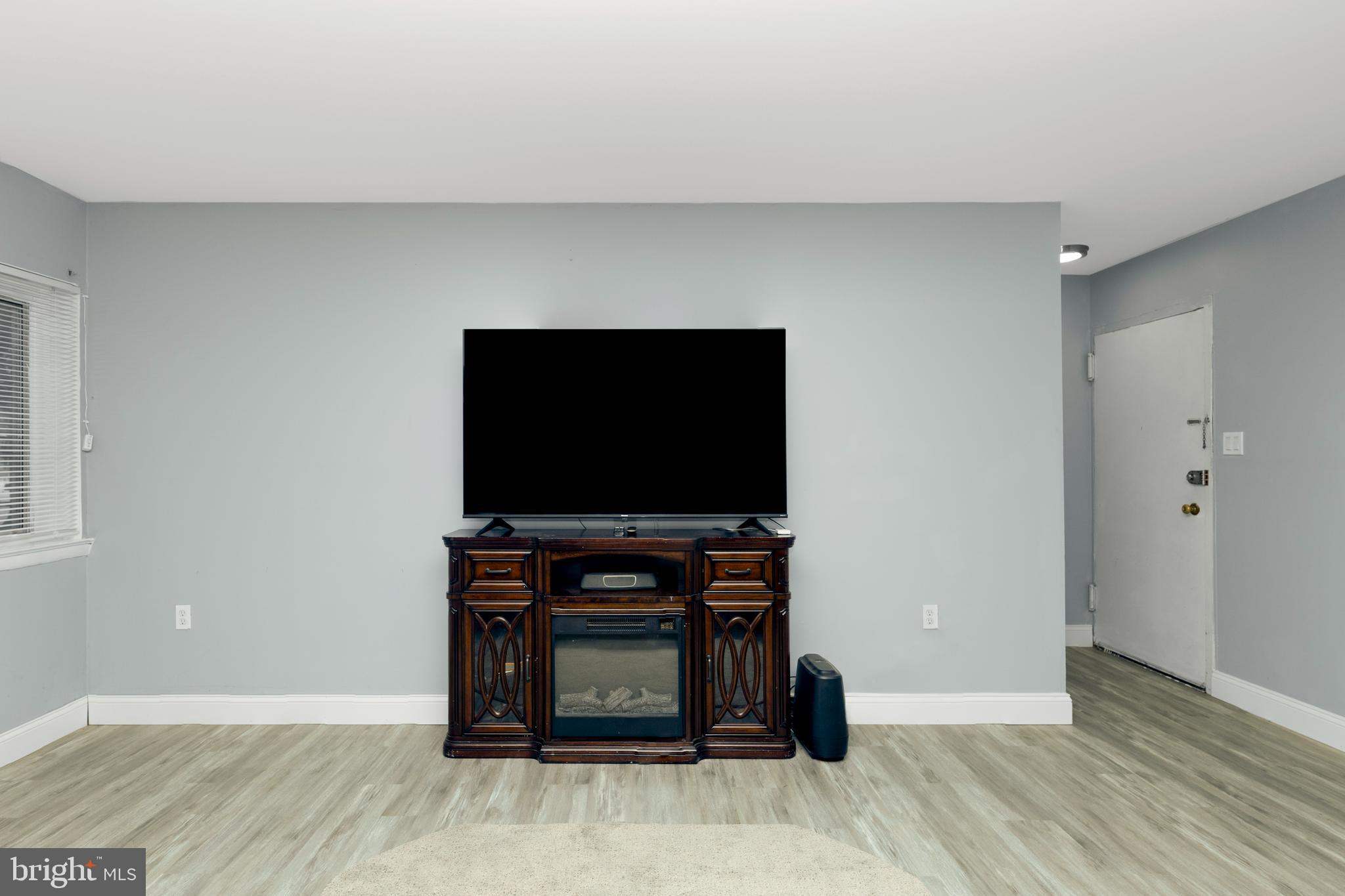 BETHESDA PARK - Residential