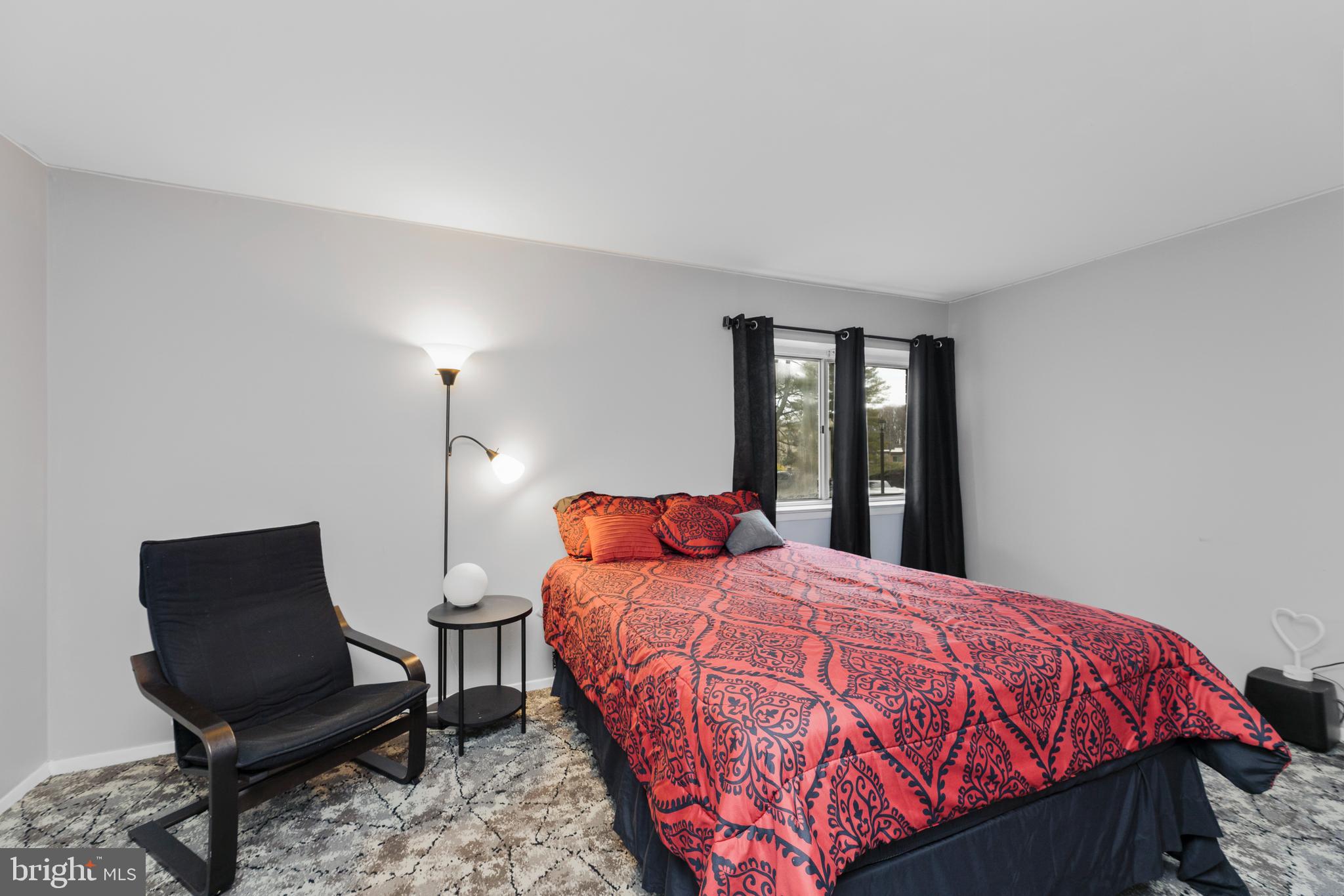 BETHESDA PARK - Residential