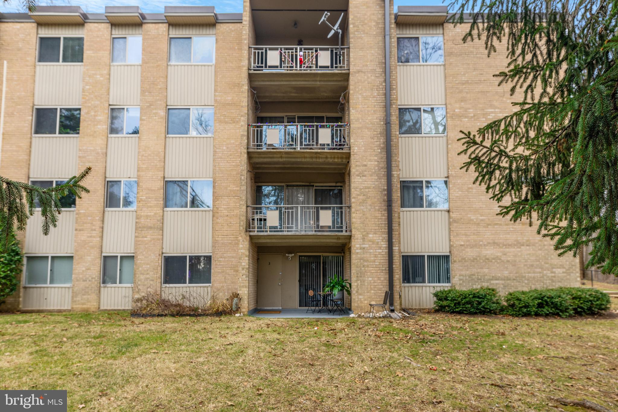 BETHESDA PARK - Residential