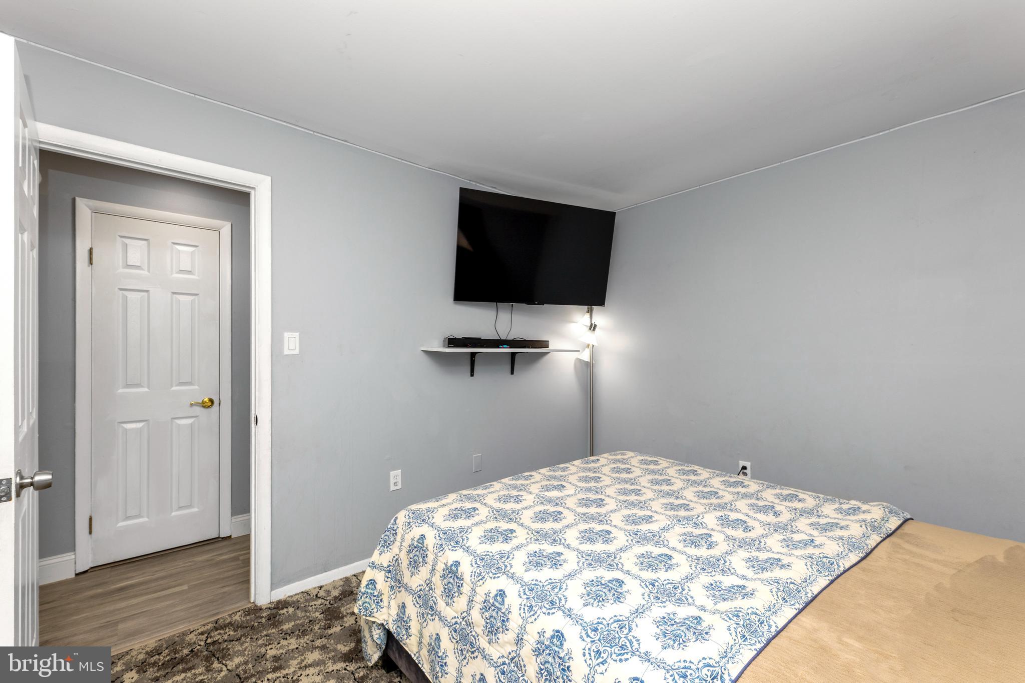 BETHESDA PARK - Residential