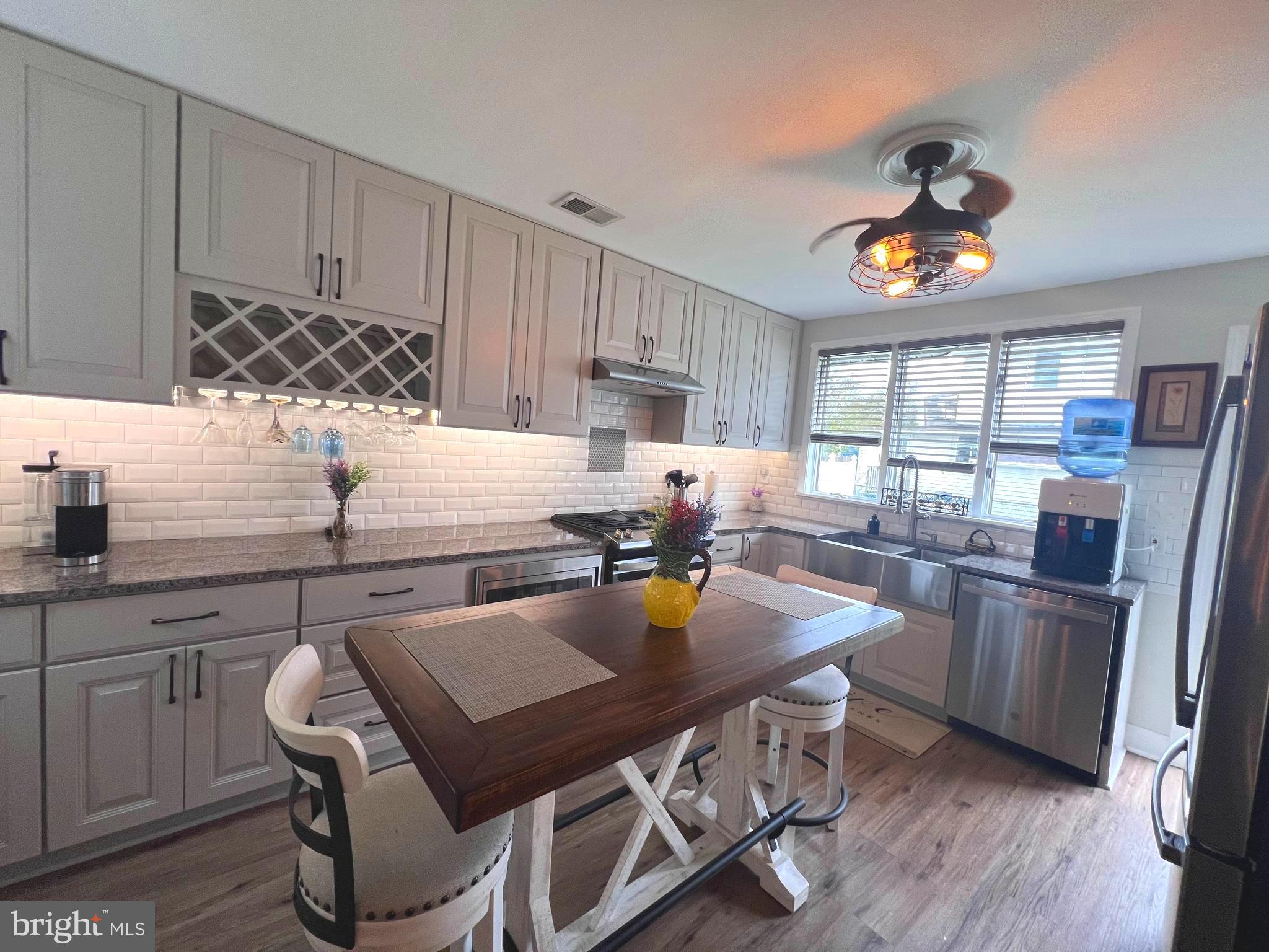 SHOREHAM BEACH - Residential