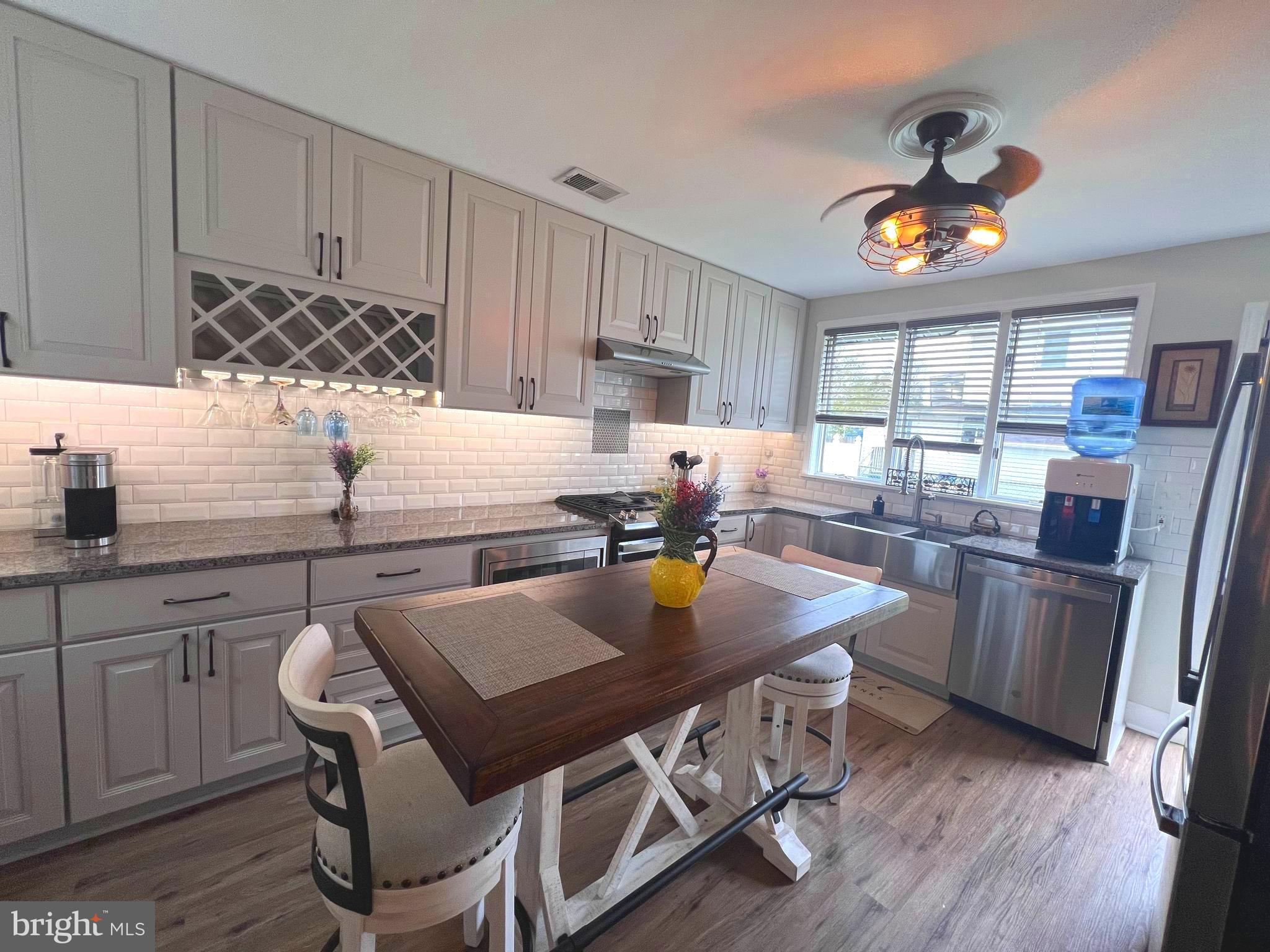 SHOREHAM BEACH - Residential