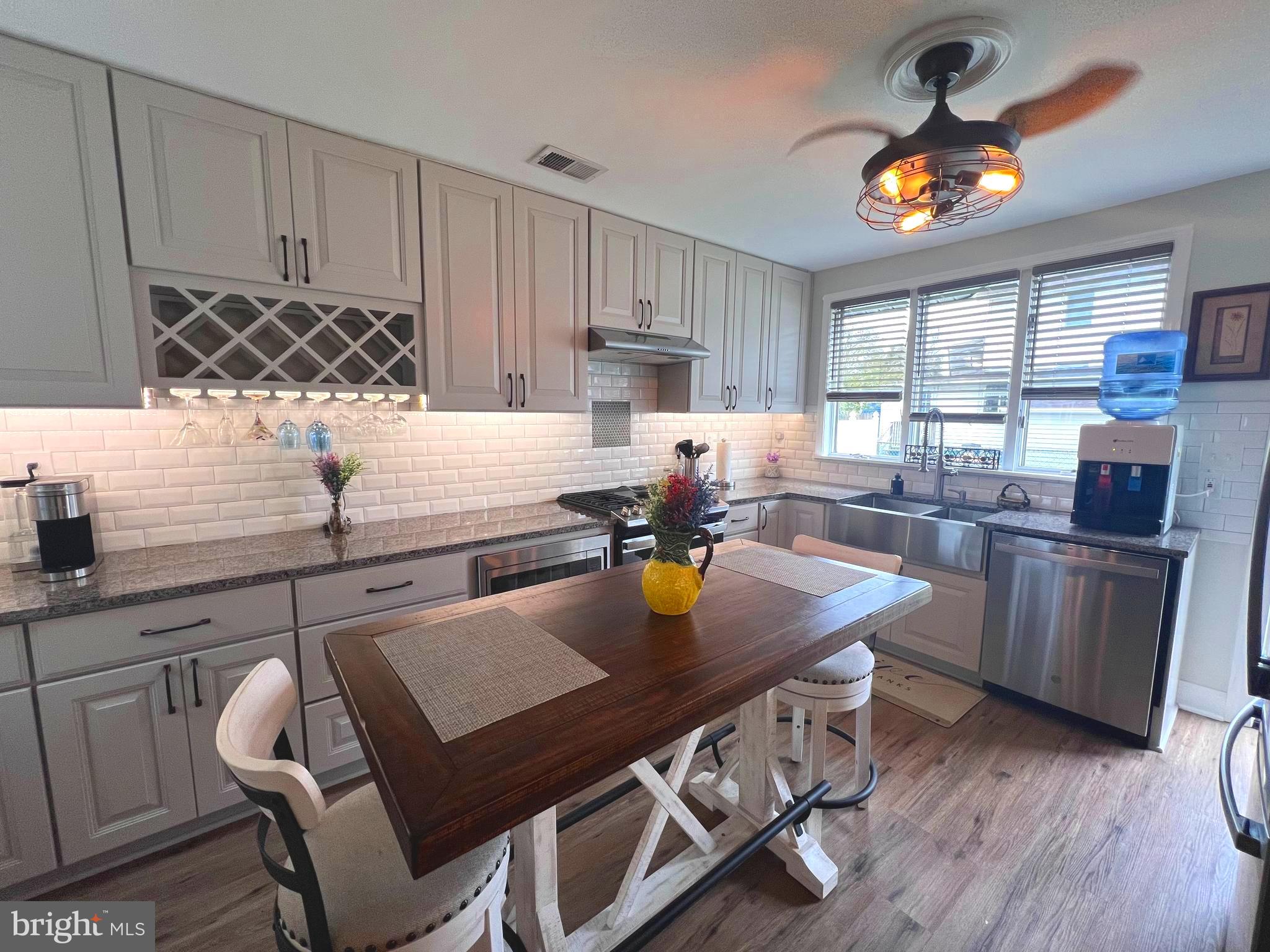 SHOREHAM BEACH - Residential