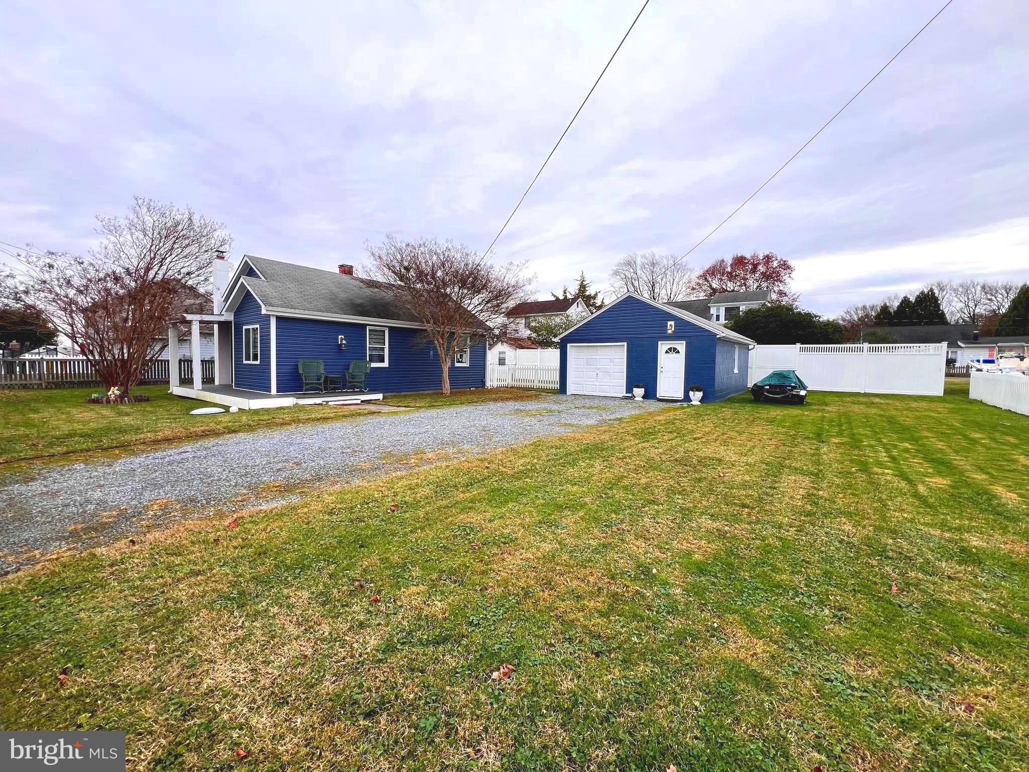 SHOREHAM BEACH - Residential