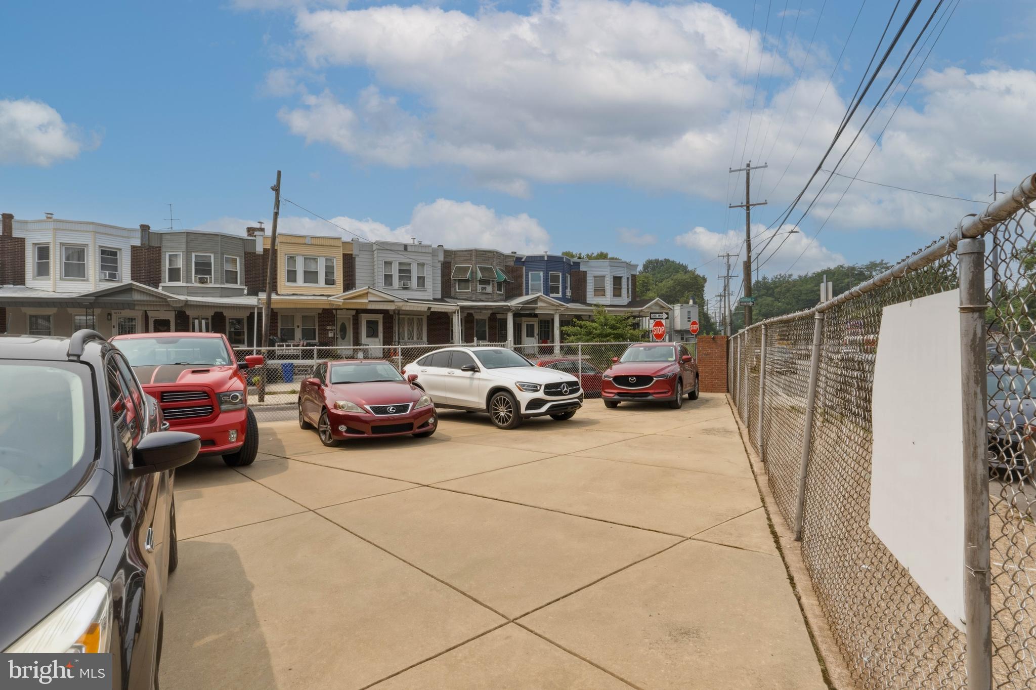 1655 W MENTOR STREET