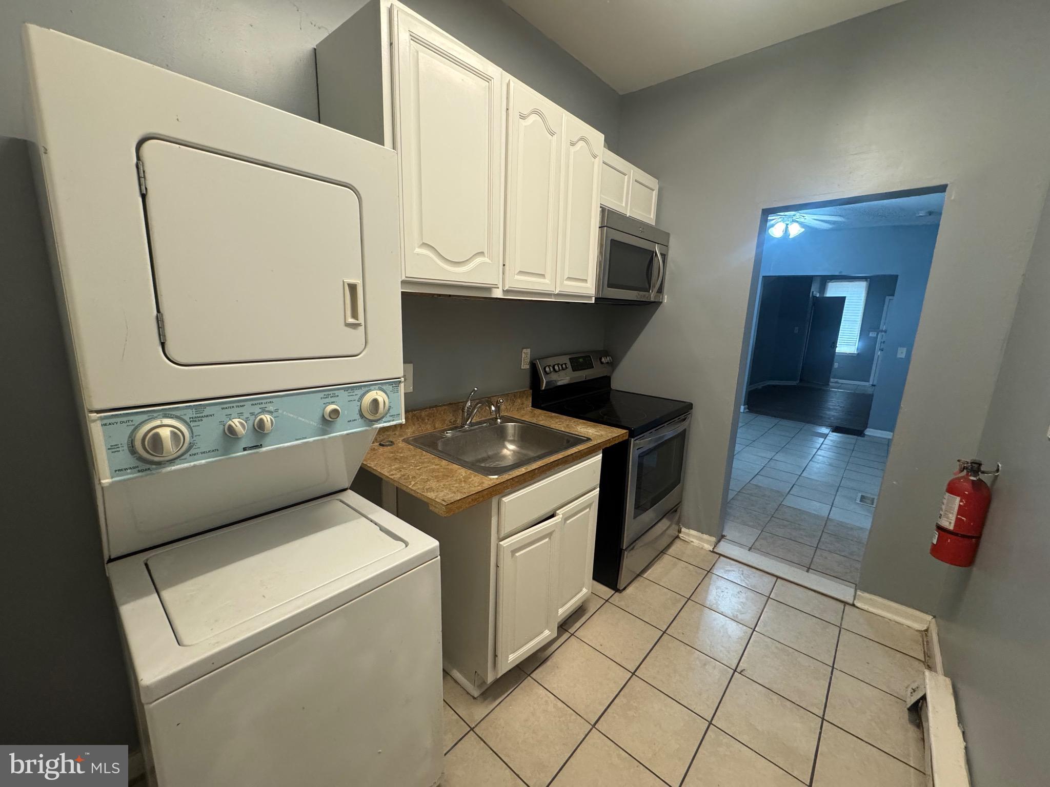 CENTRAL PARK HEIGHTS - Residential Lease