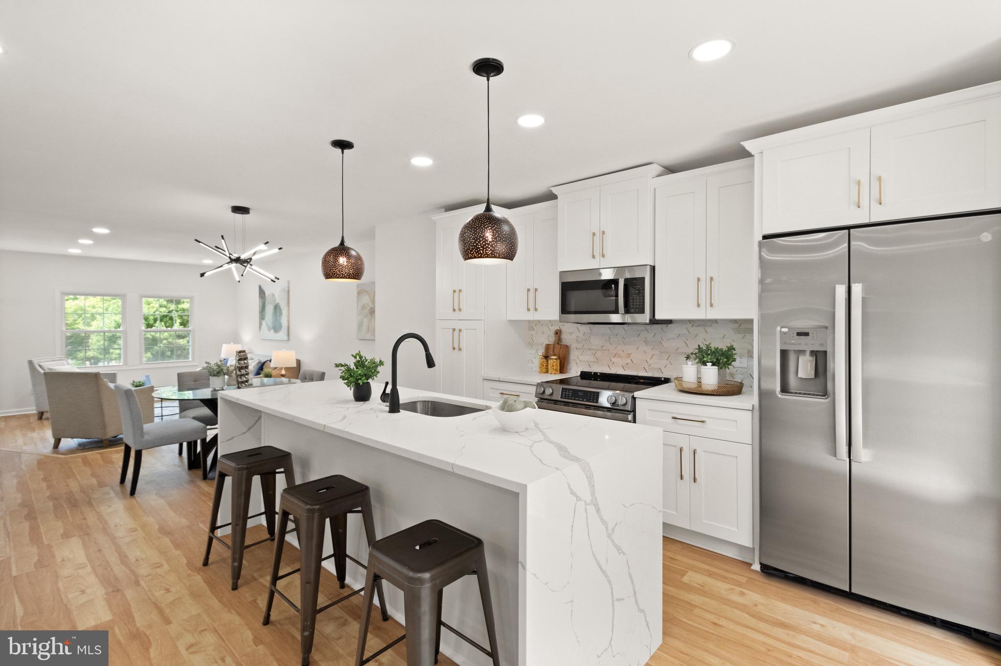 SPRING KNOLL - Residential