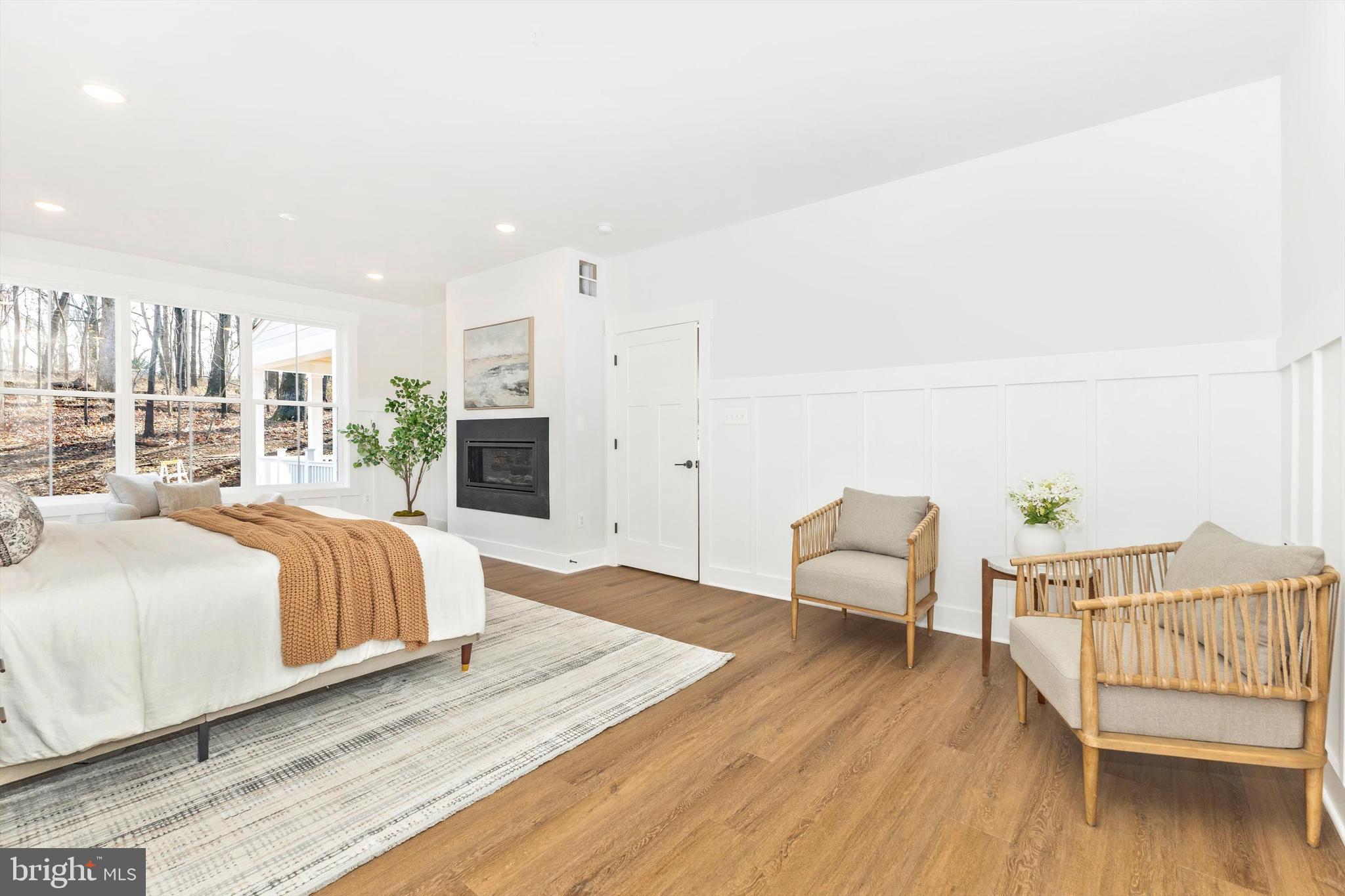 MILLERSVILLE - Residential