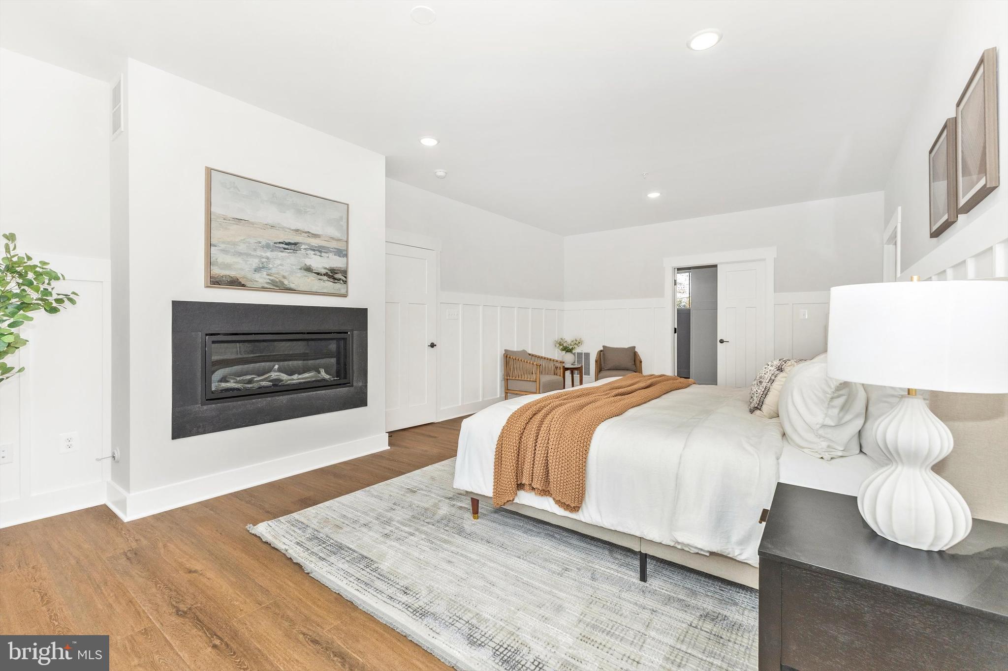 MILLERSVILLE - Residential
