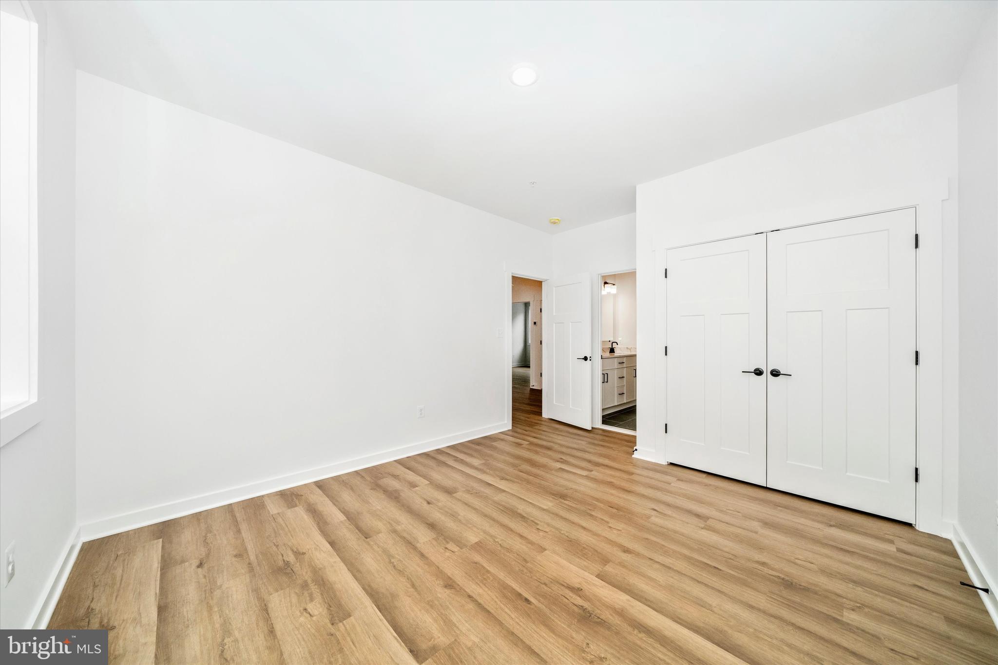 MILLERSVILLE - Residential