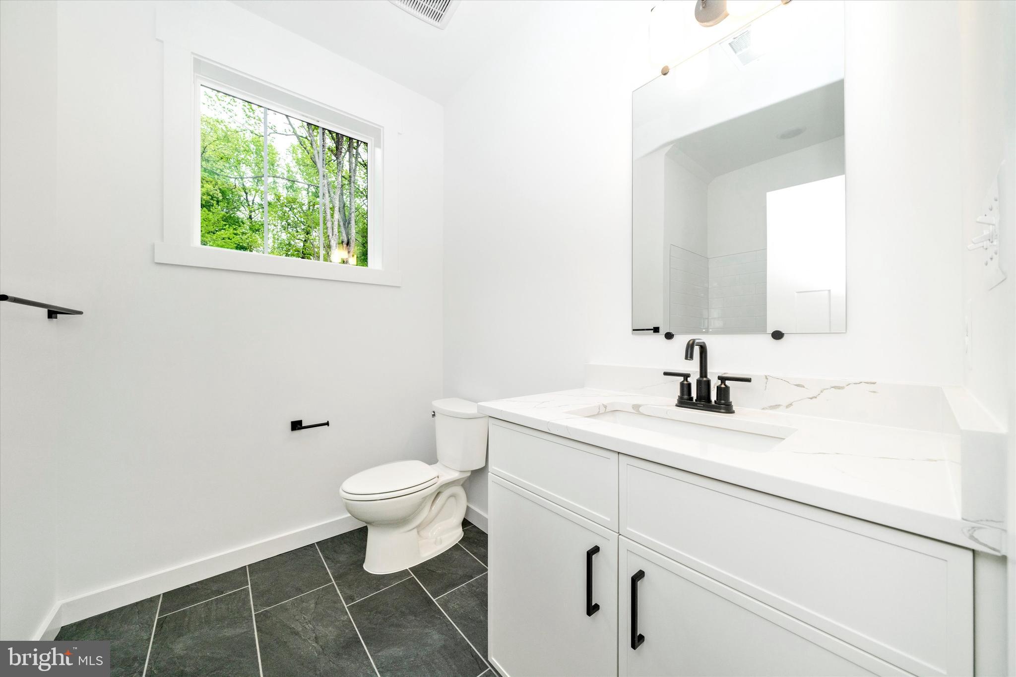 MILLERSVILLE - Residential