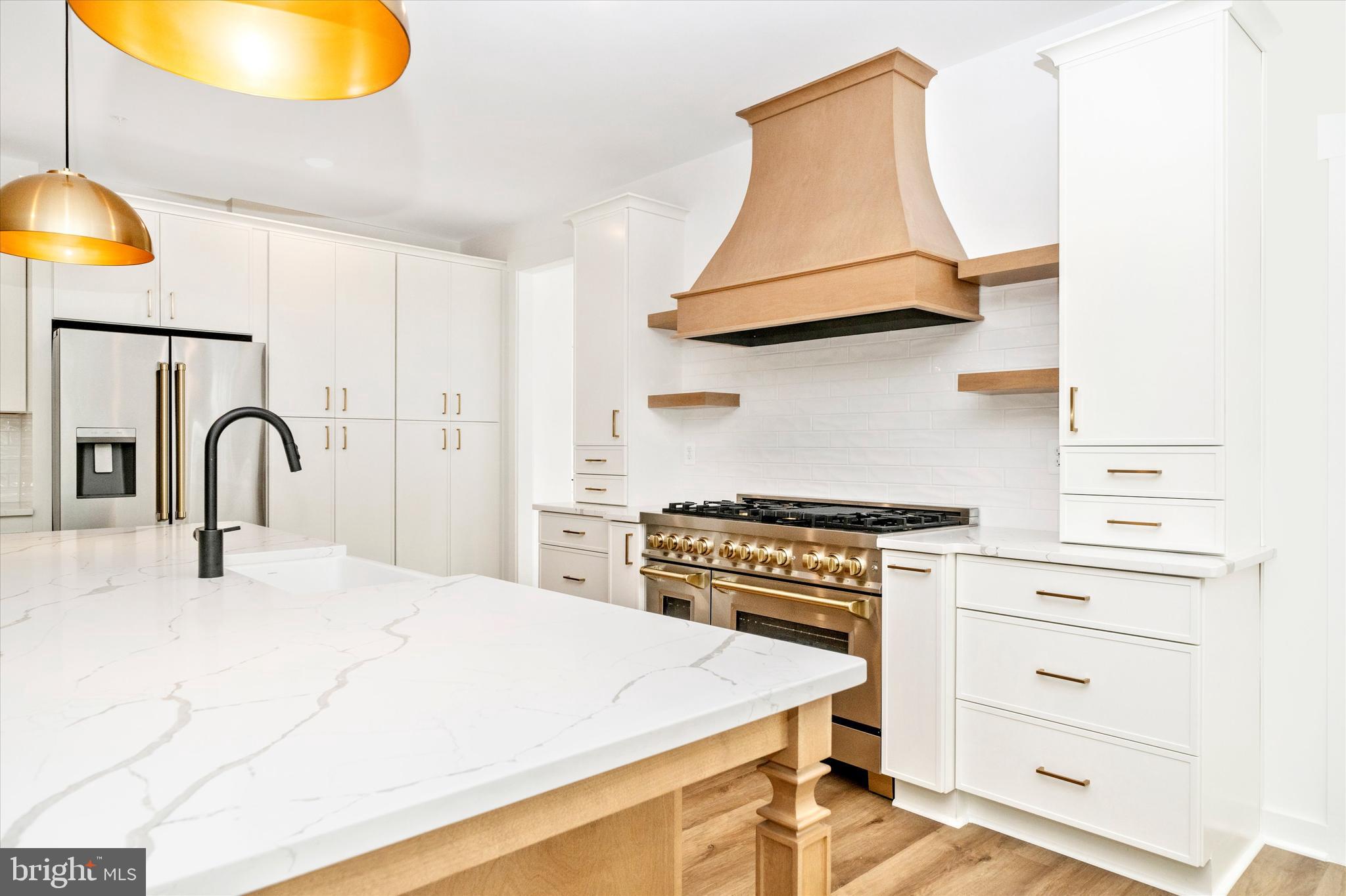 MILLERSVILLE - Residential