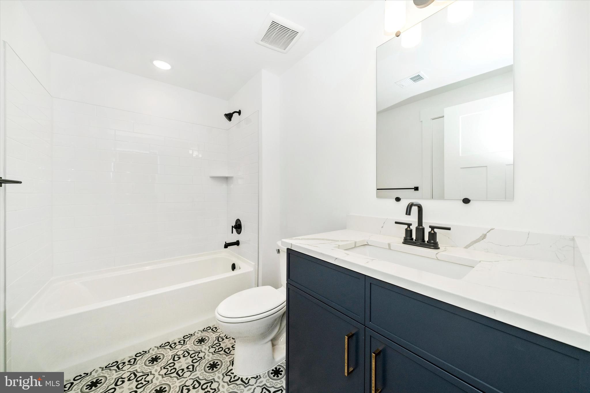 MILLERSVILLE - Residential