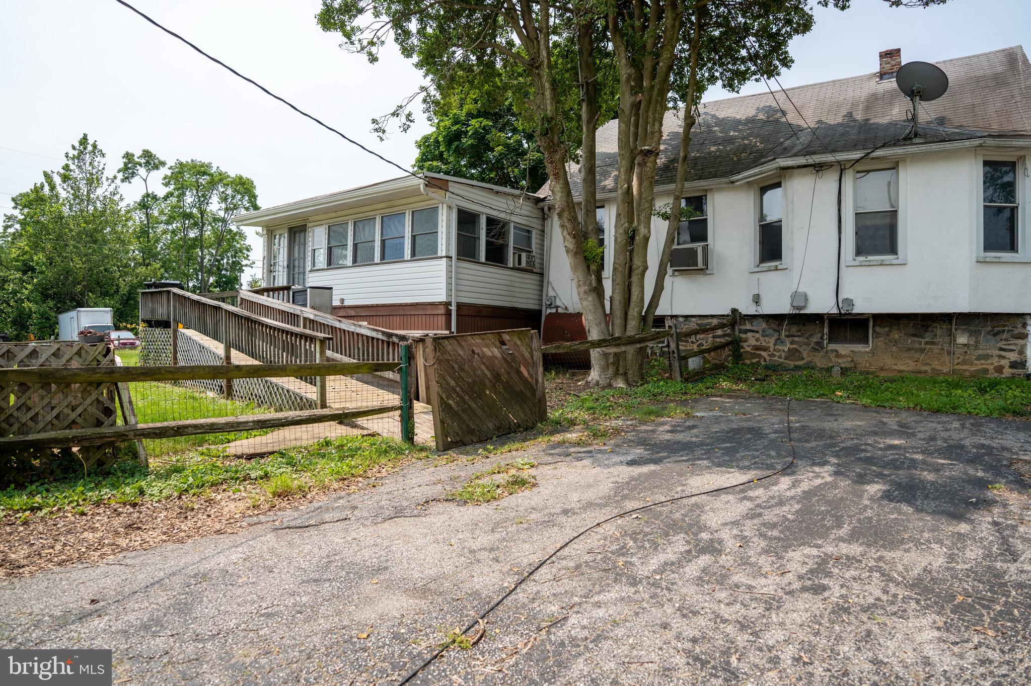 BELMONT HEIGHTS - Residential