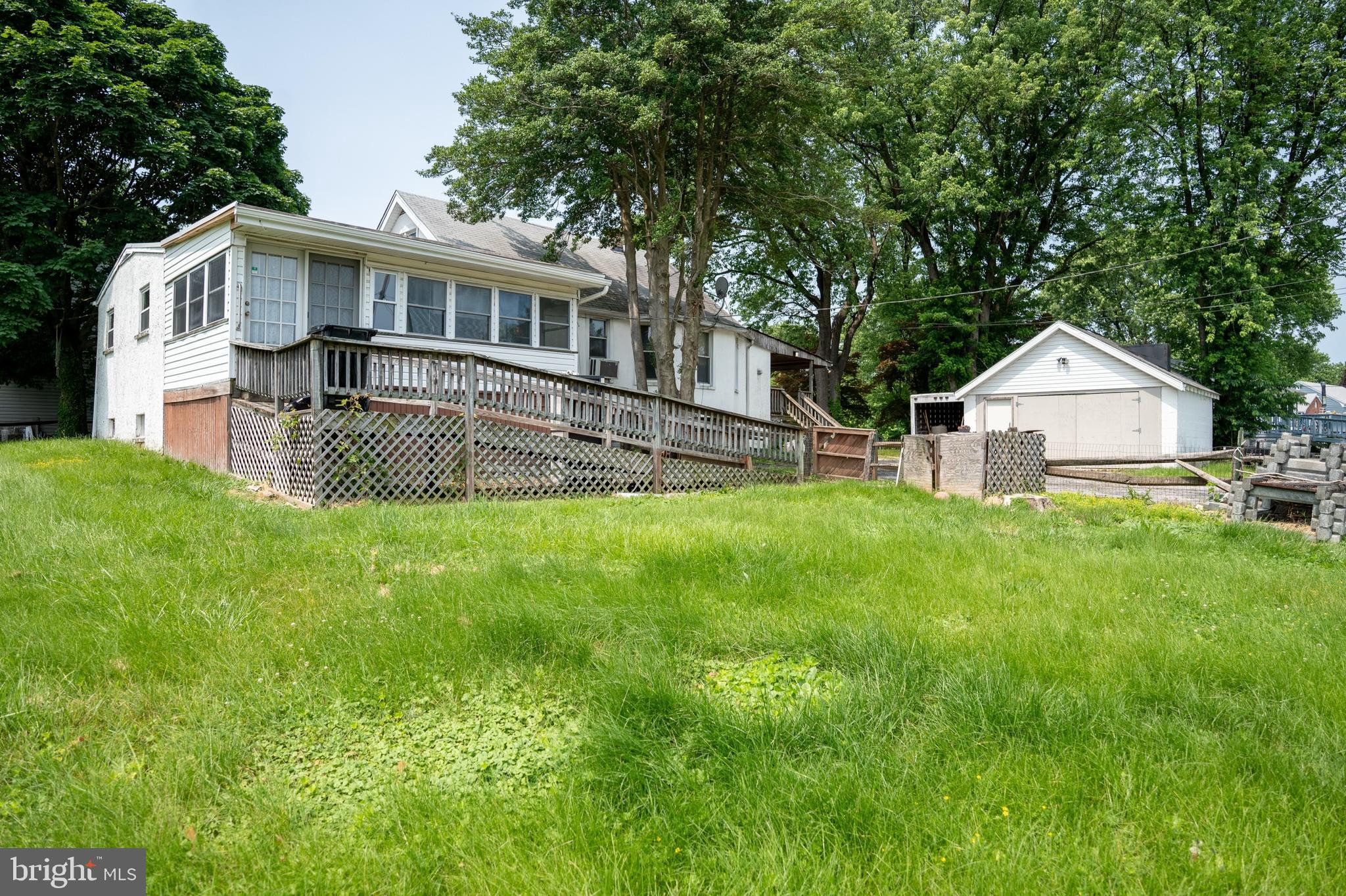 BELMONT HEIGHTS - Residential