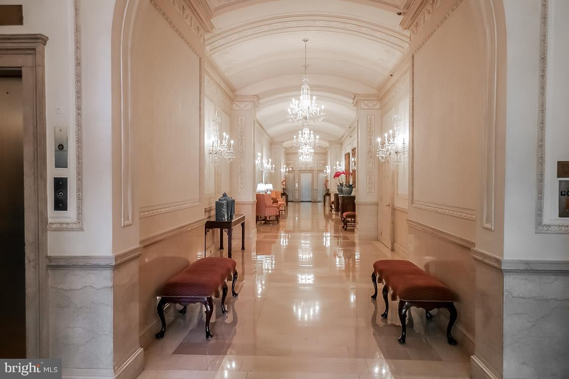 RITTENHOUSE SQUARE - Residential Lease