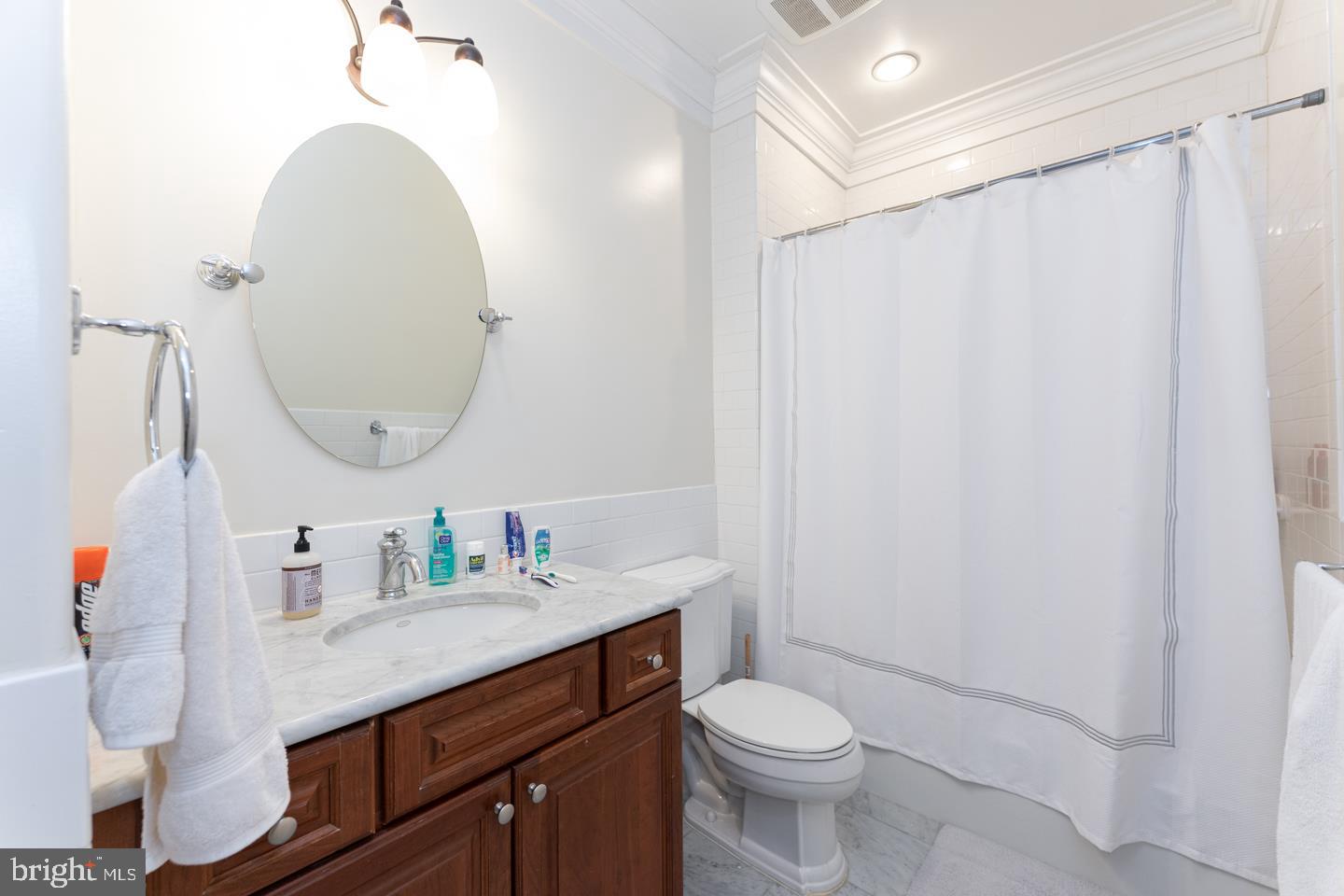 RITTENHOUSE SQUARE - Residential Lease