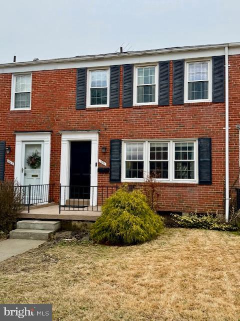 LOCH RAVEN MANOR - Residential