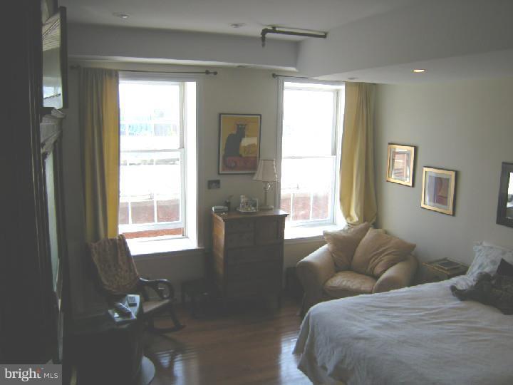 OLD CITY - Residential Lease