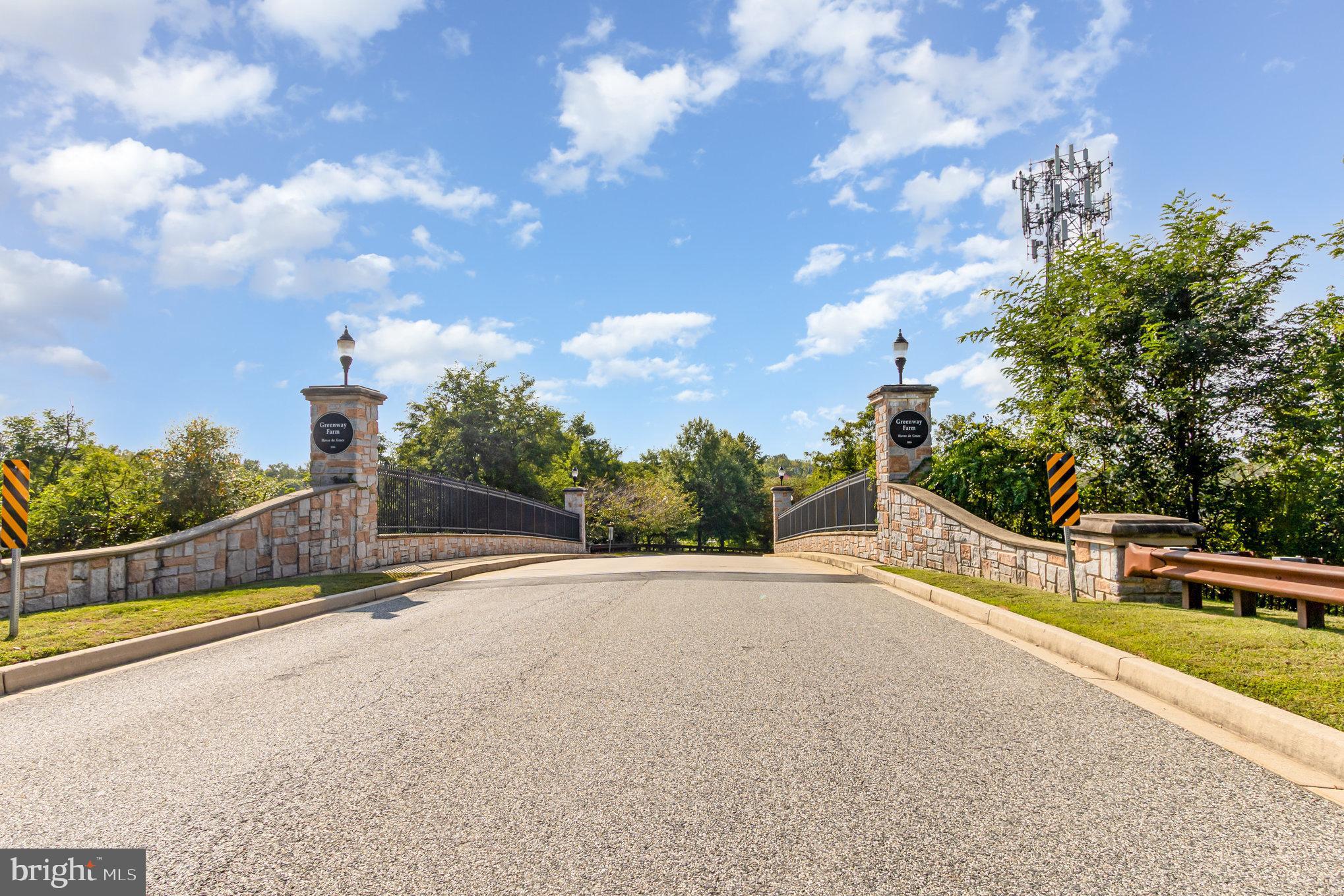 GREENWAY FARMS - Residential