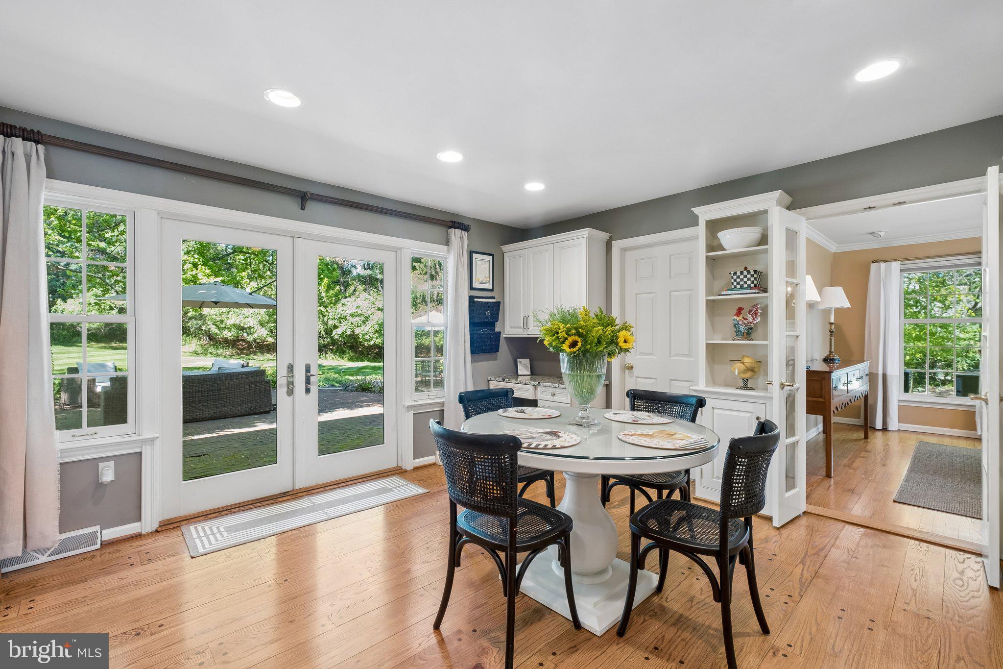 WOODBRIDGE MEADOWS - Residential