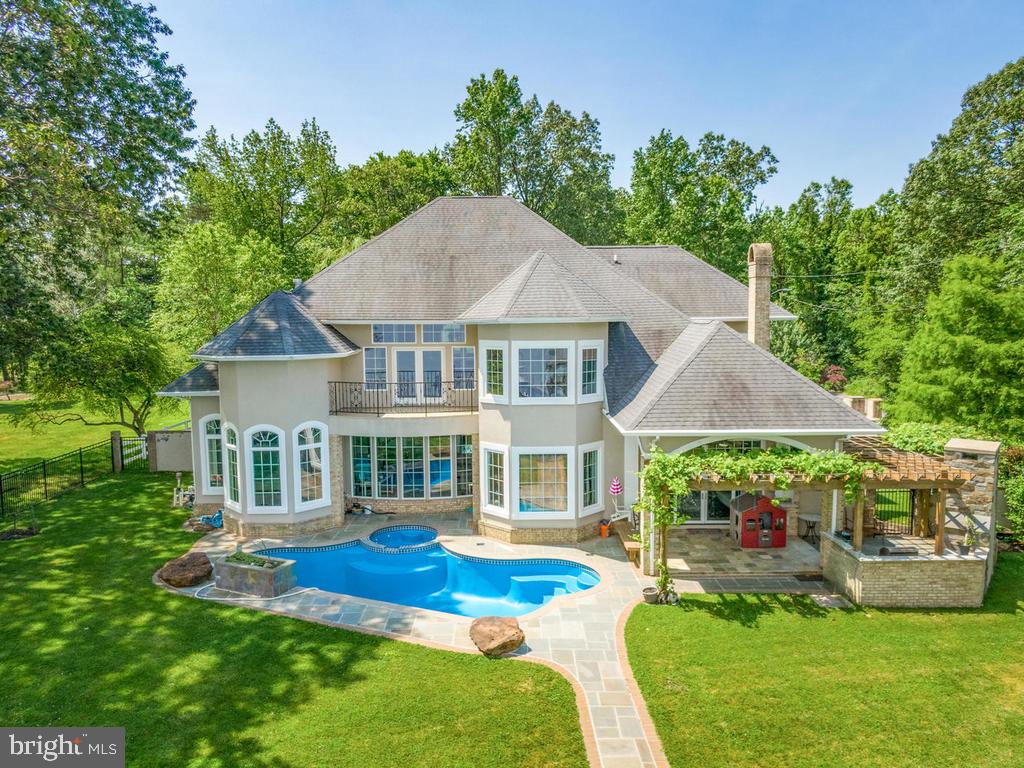 SHADY SIDE - Residential