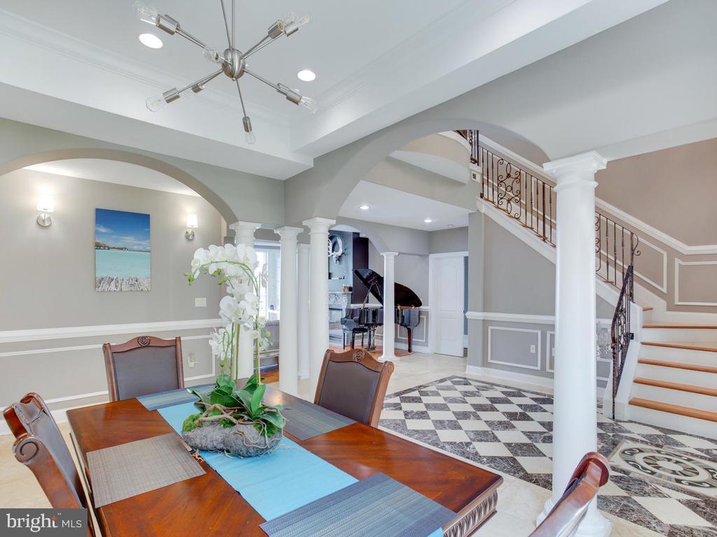 SHADY SIDE - Residential