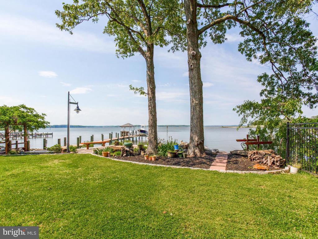 SHADY SIDE - Residential