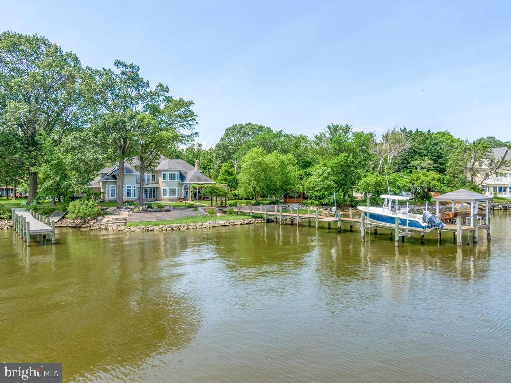 SHADY SIDE - Residential