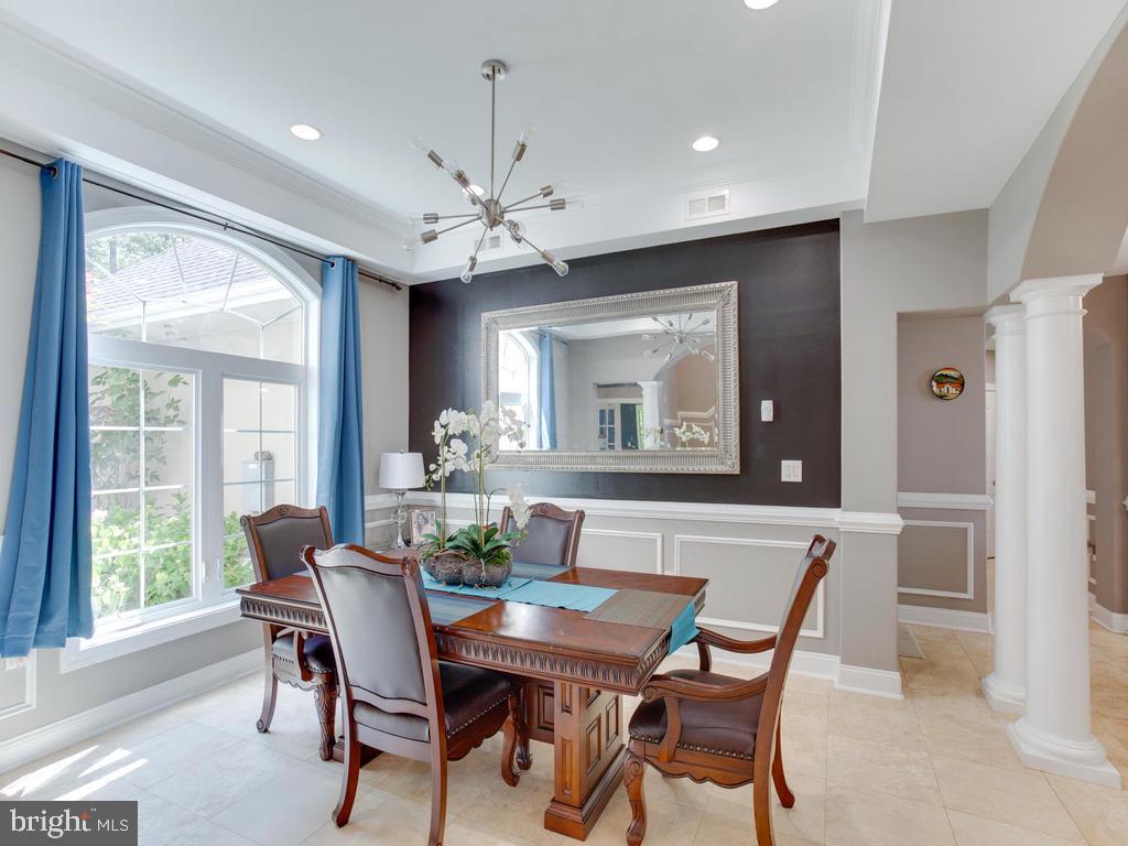 SHADY SIDE - Residential