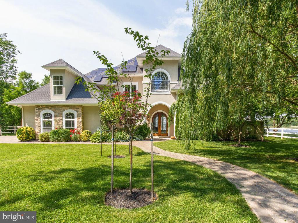 SHADY SIDE - Residential