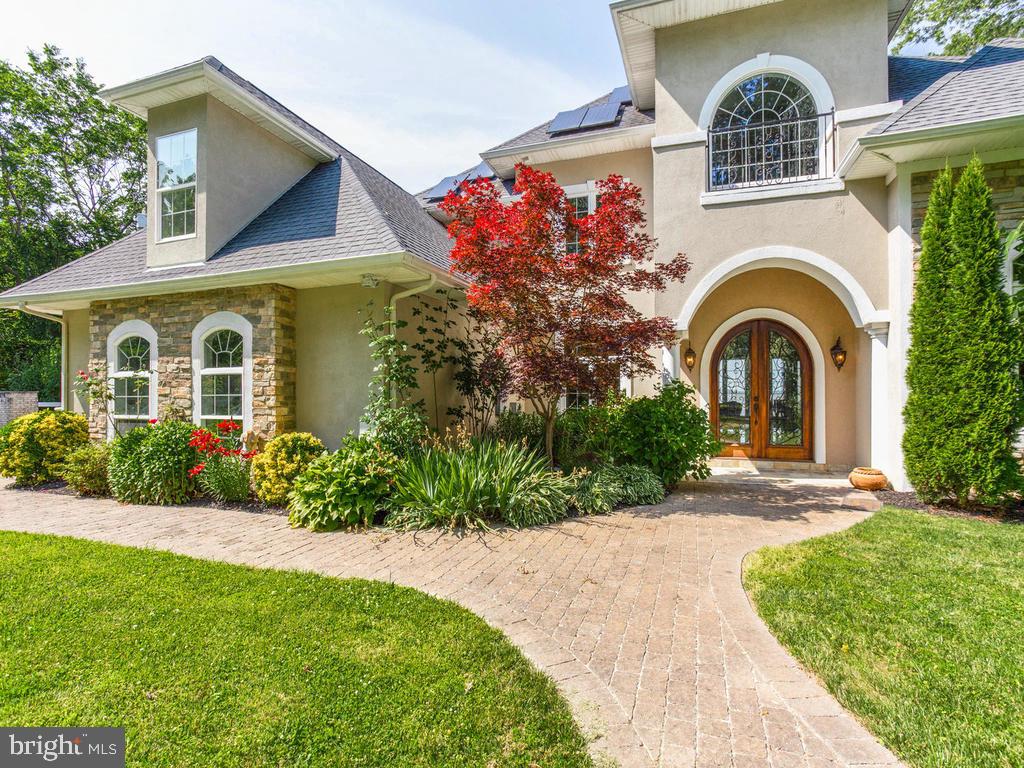 SHADY SIDE - Residential