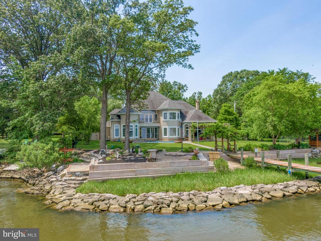 SHADY SIDE - Residential