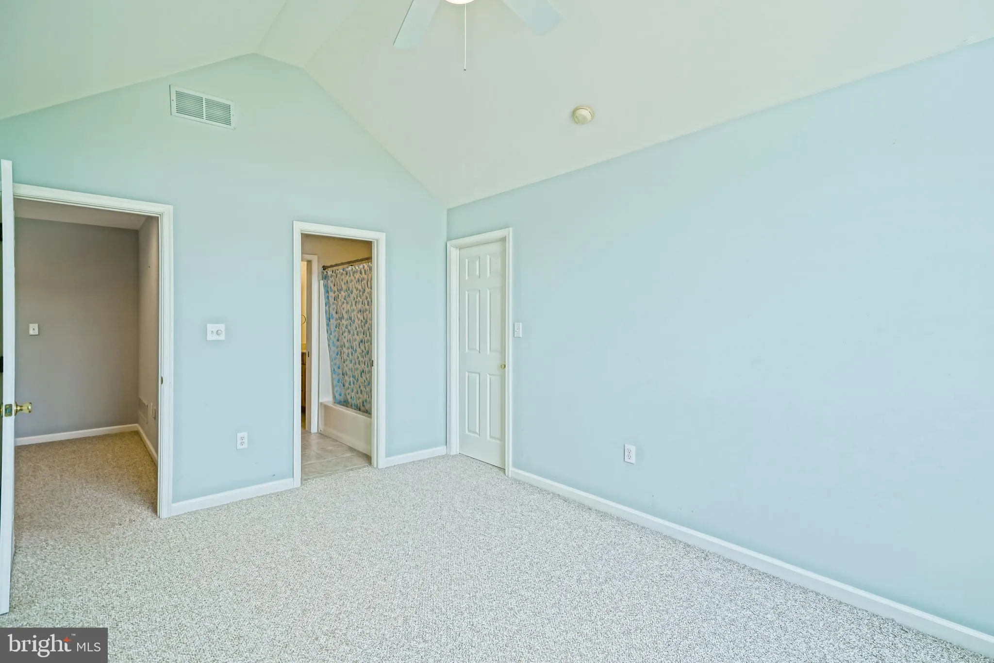 Rehoboth Beach, Delaware 19971, United States, 4 Bedrooms Bedrooms, ,5 BathroomsBathrooms,Residential,Active,165746