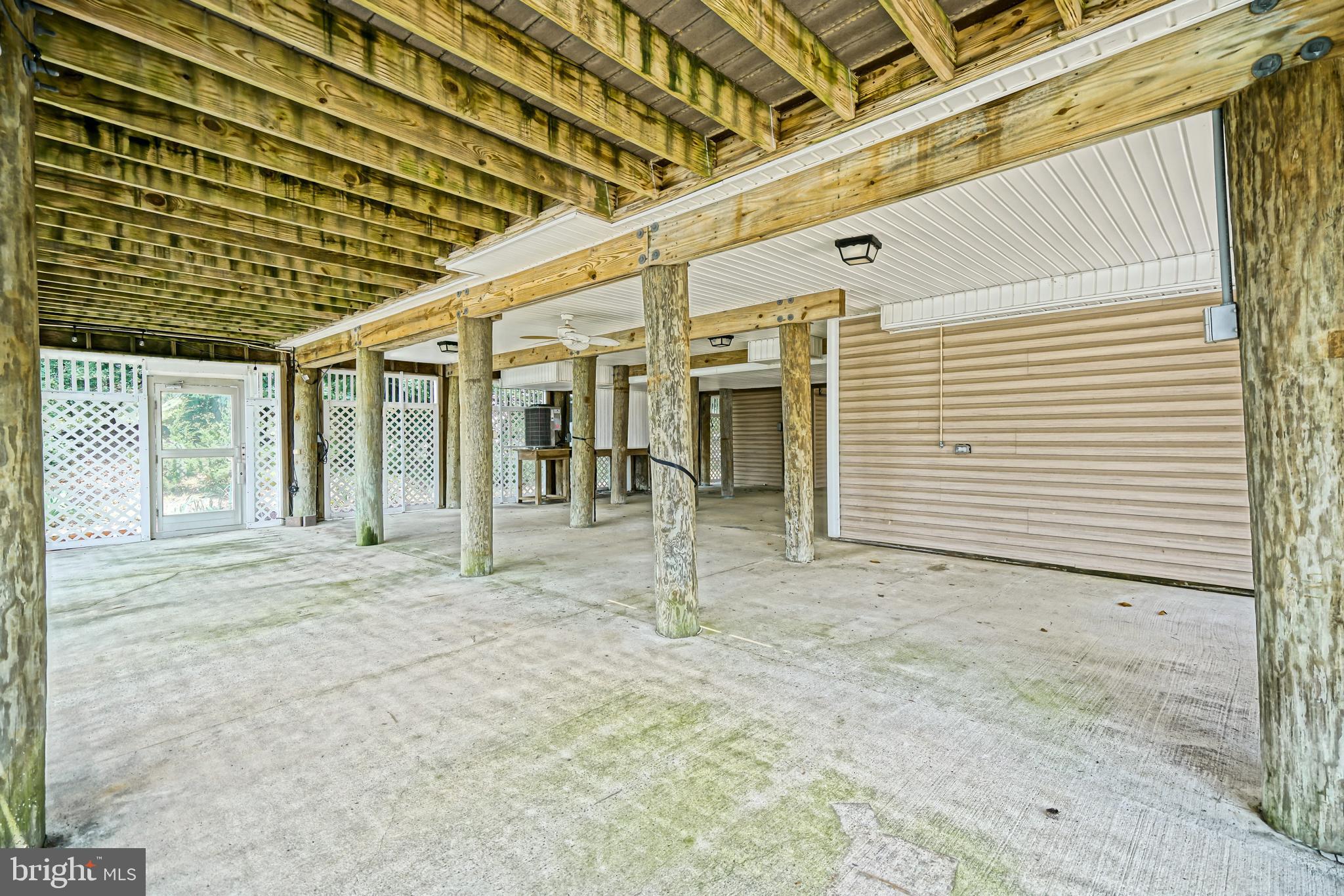 BAY VISTA - Residential