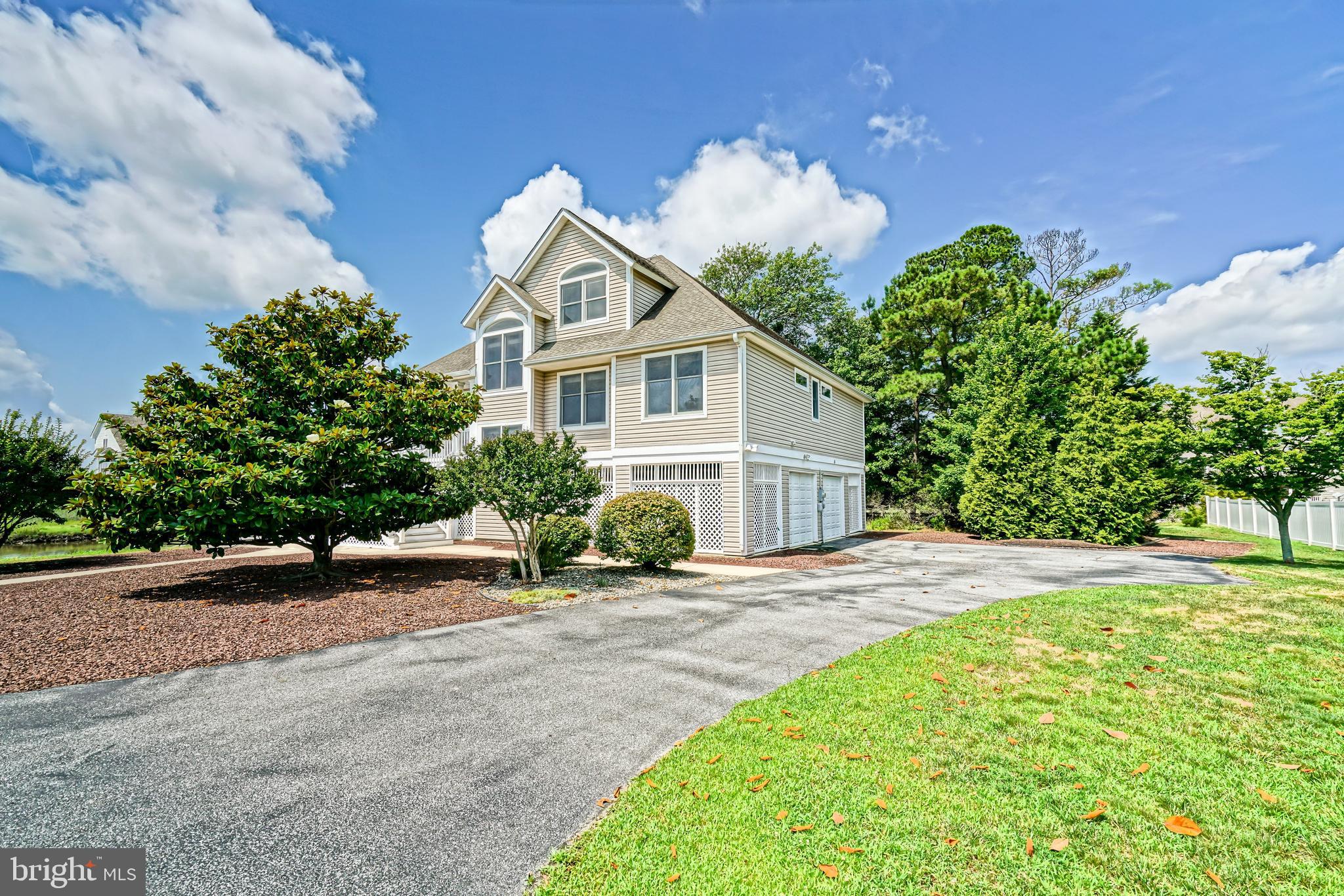 BAY VISTA - Residential