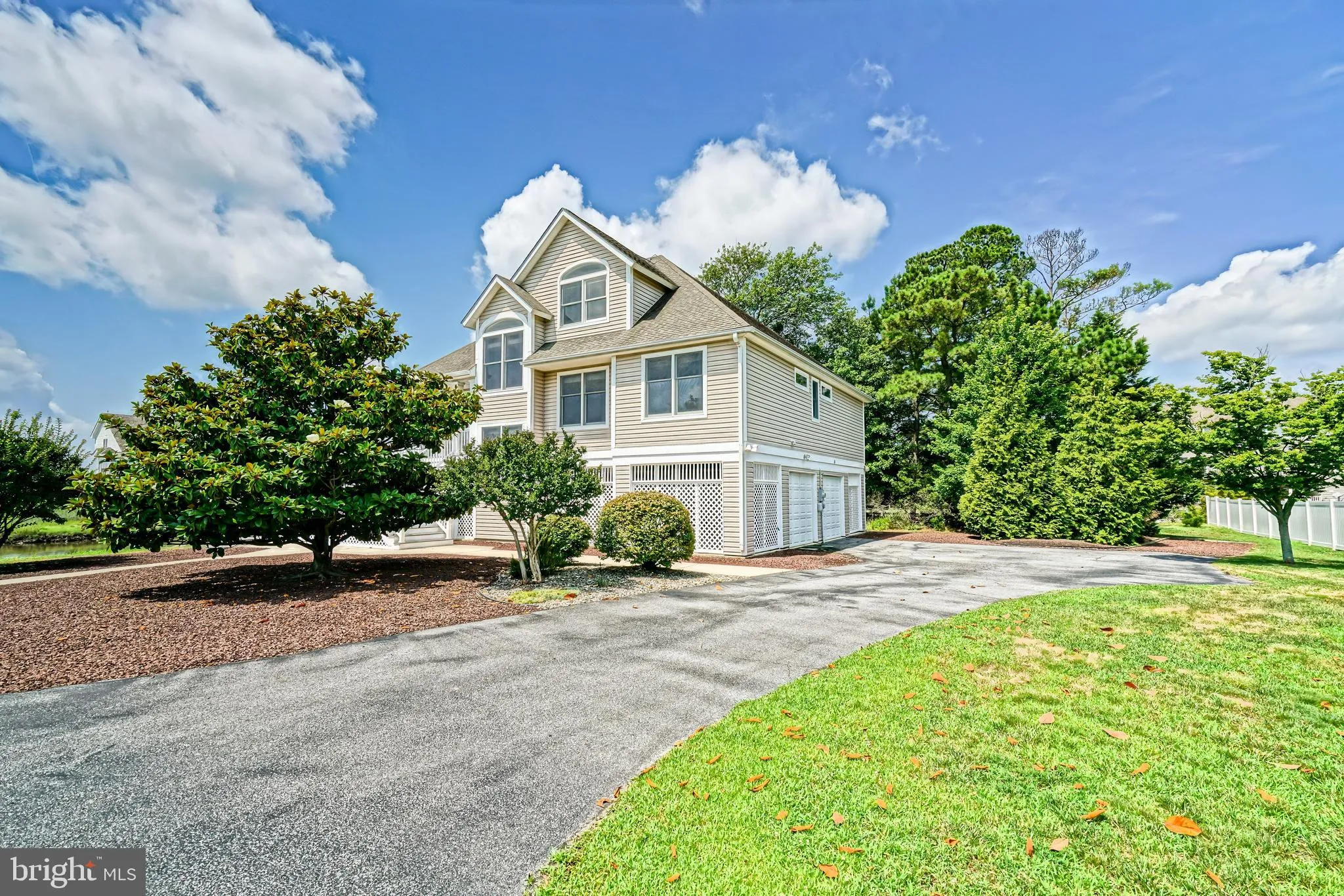 Rehoboth Beach, Delaware 19971, United States, 4 Bedrooms Bedrooms, ,5 BathroomsBathrooms,Residential,Active,165746