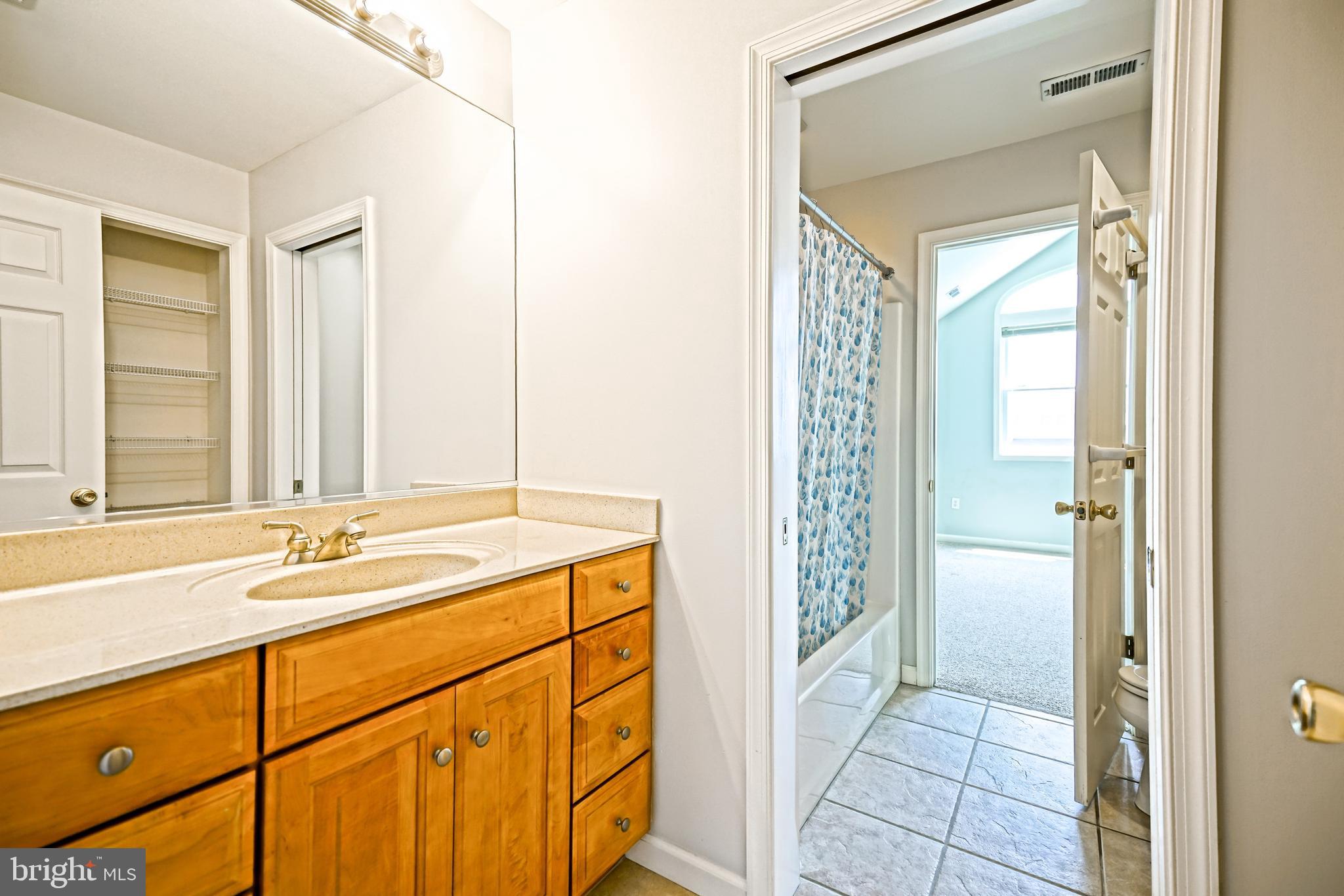 BAY VISTA - Residential