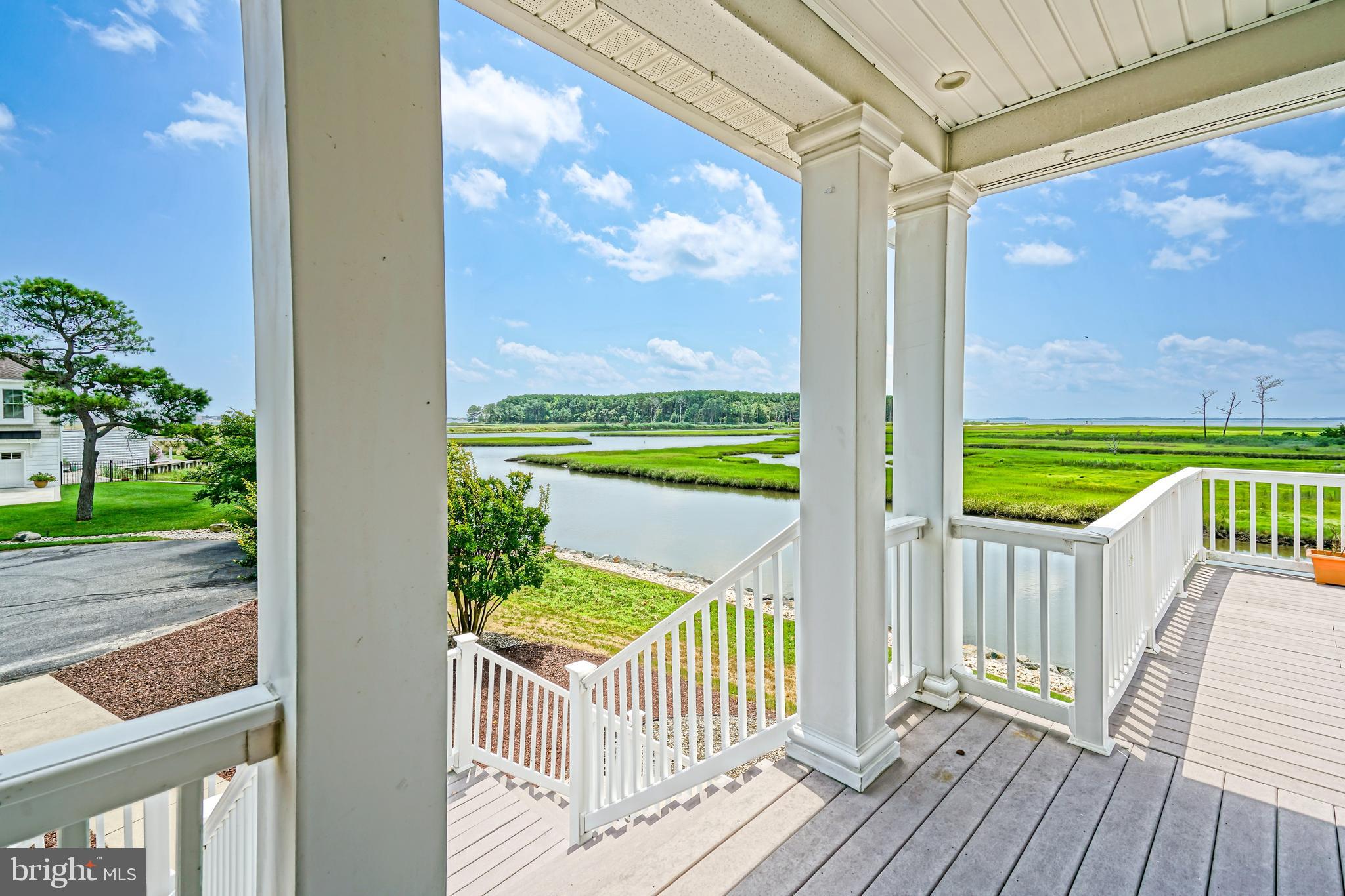 BAY VISTA - Residential