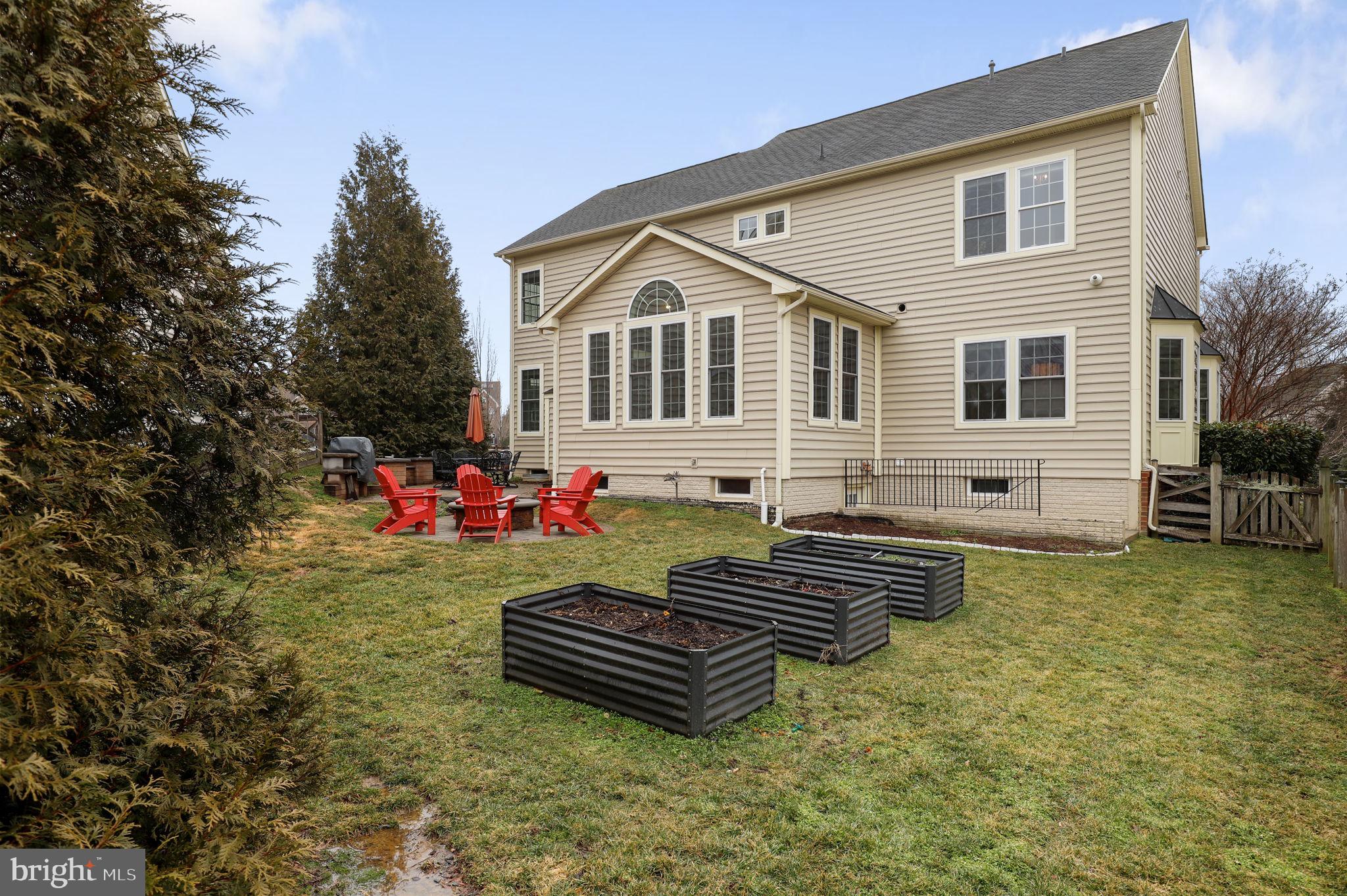 URBANA - Residential