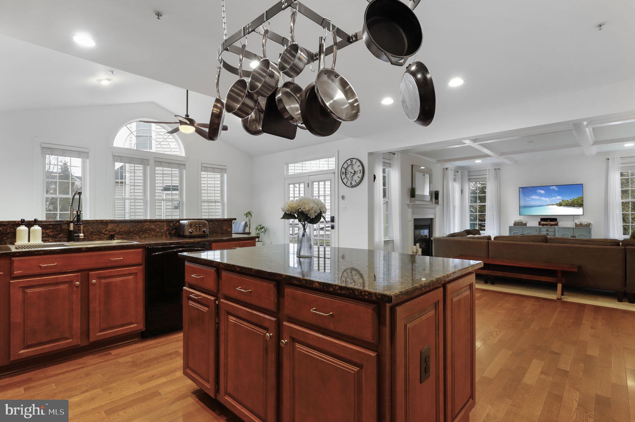 URBANA - Residential