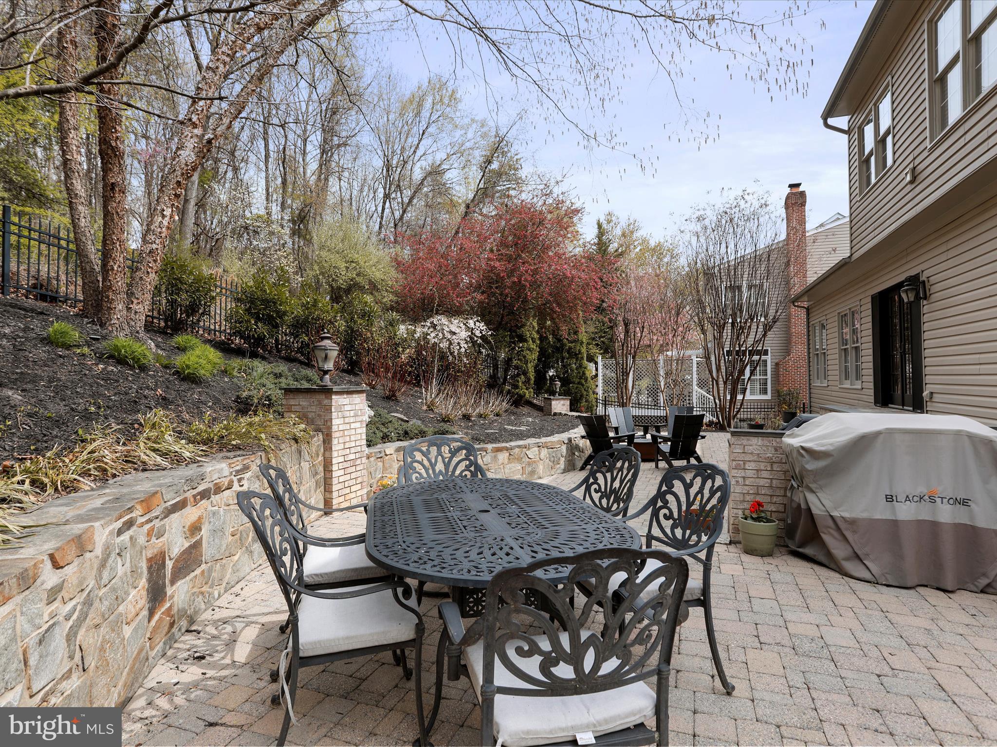 WOODRIDGE - Residential