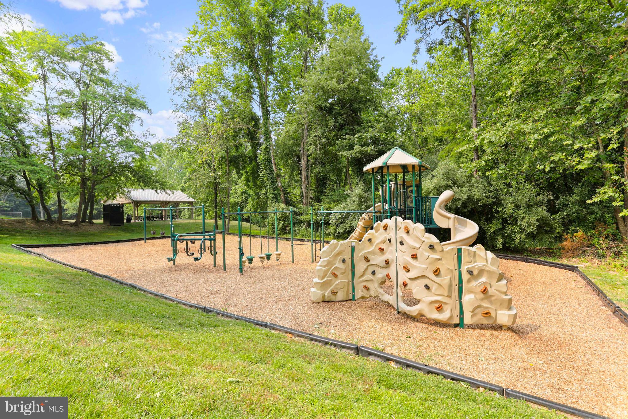 WOODRIDGE - Residential