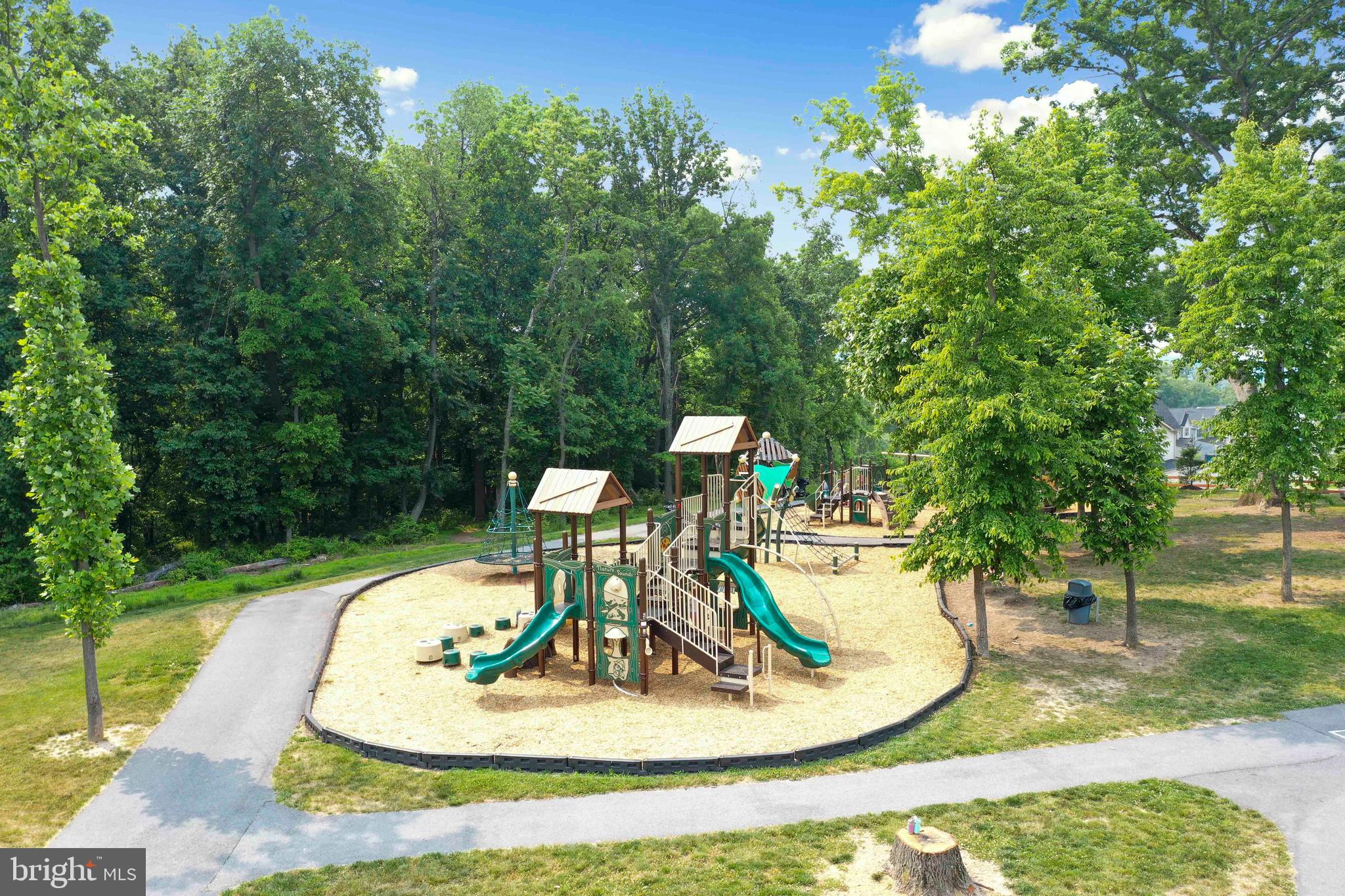 WOODRIDGE - Residential