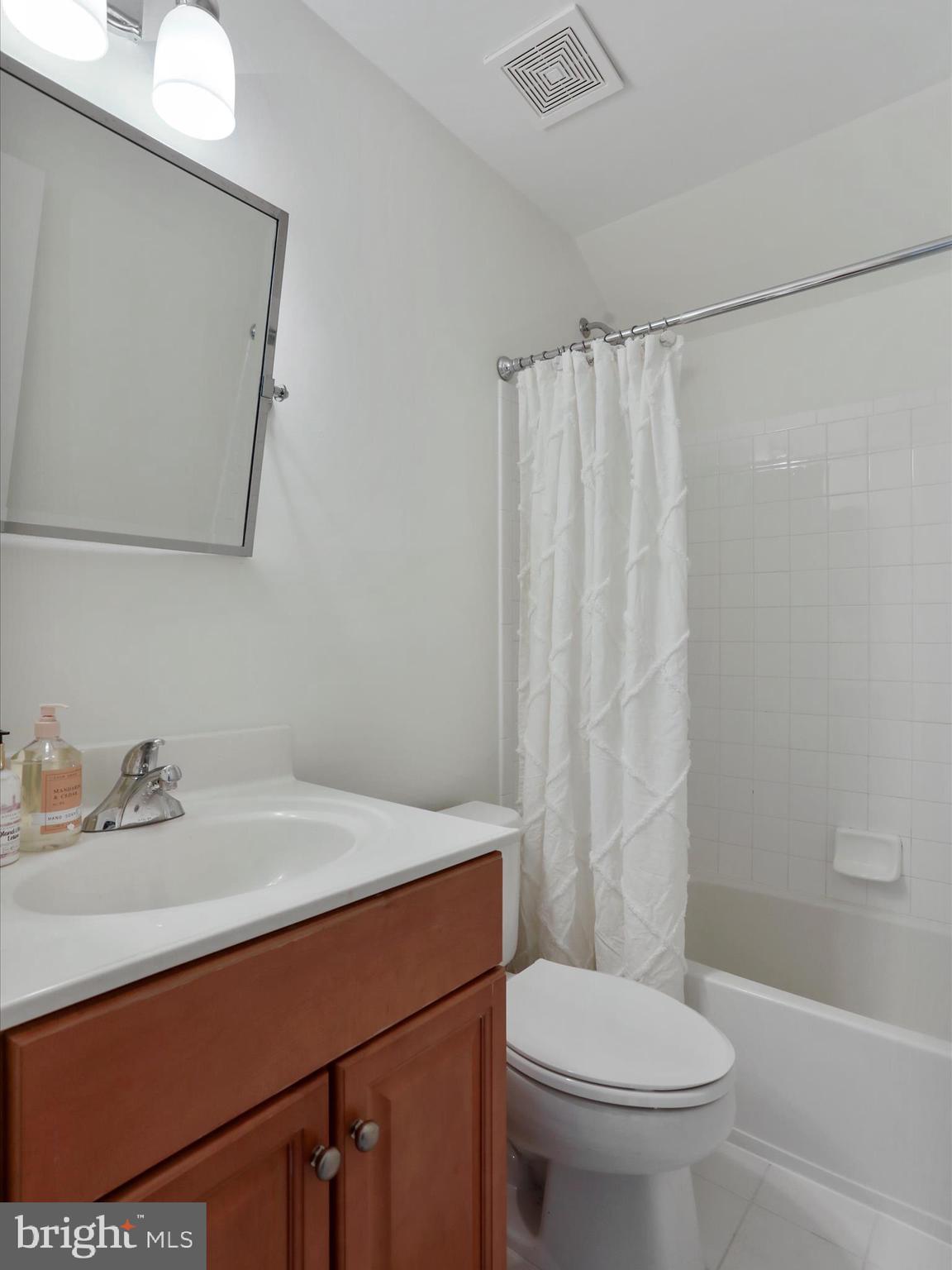 WOODRIDGE - Residential