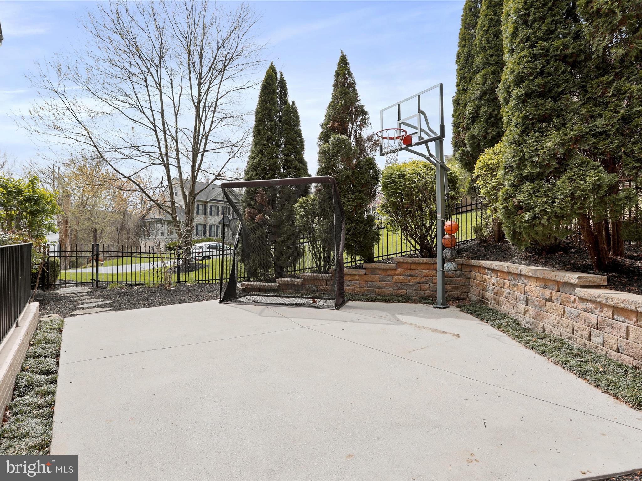 WOODRIDGE - Residential