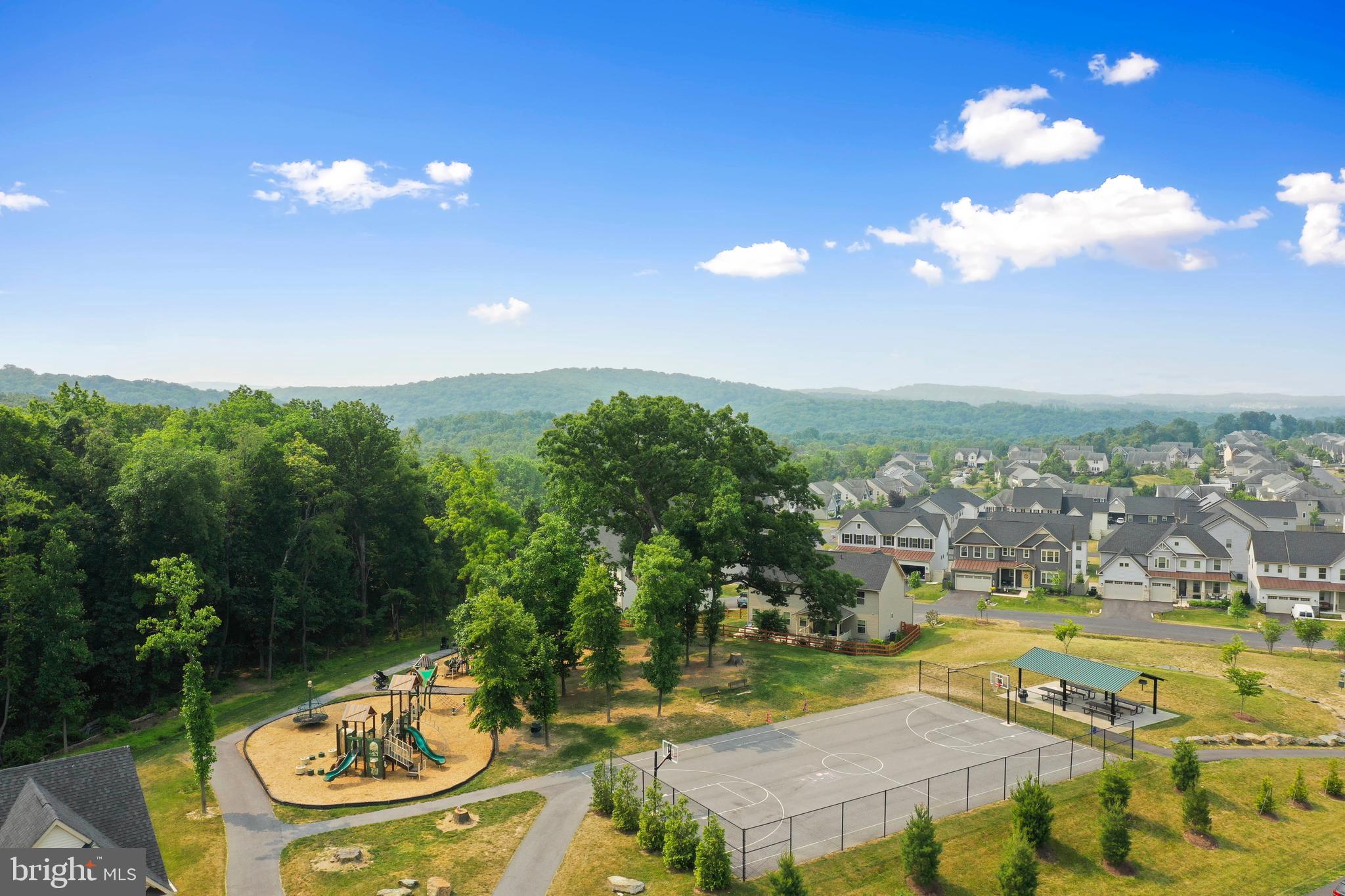 WOODRIDGE - Residential