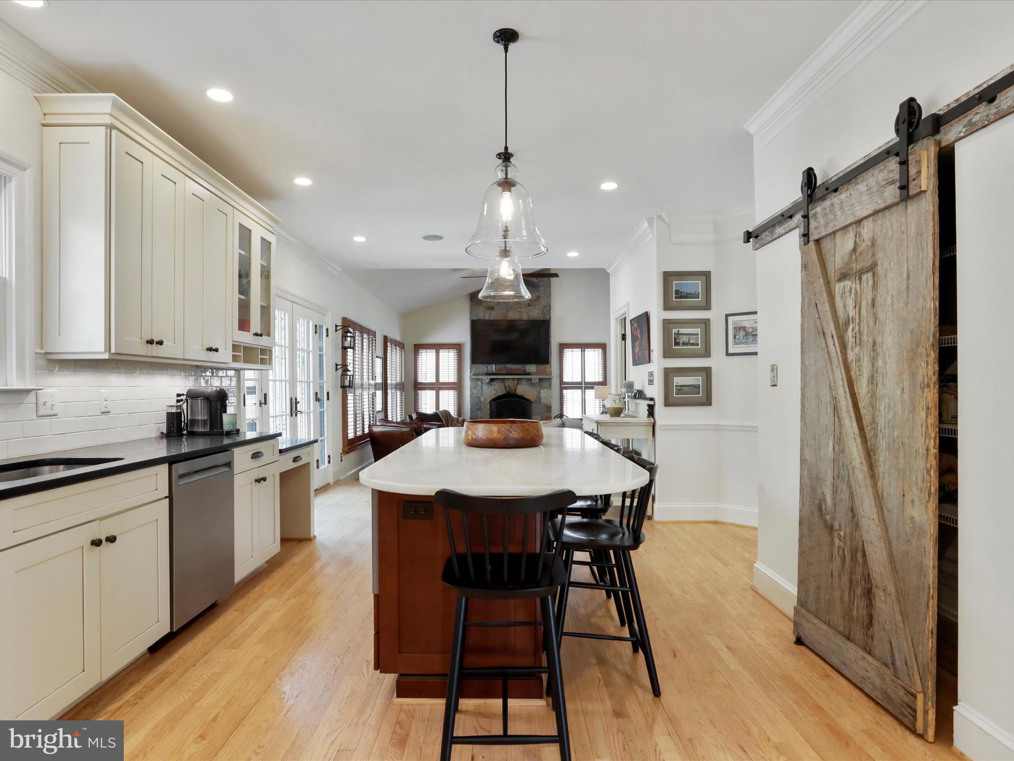 WOODRIDGE - Residential