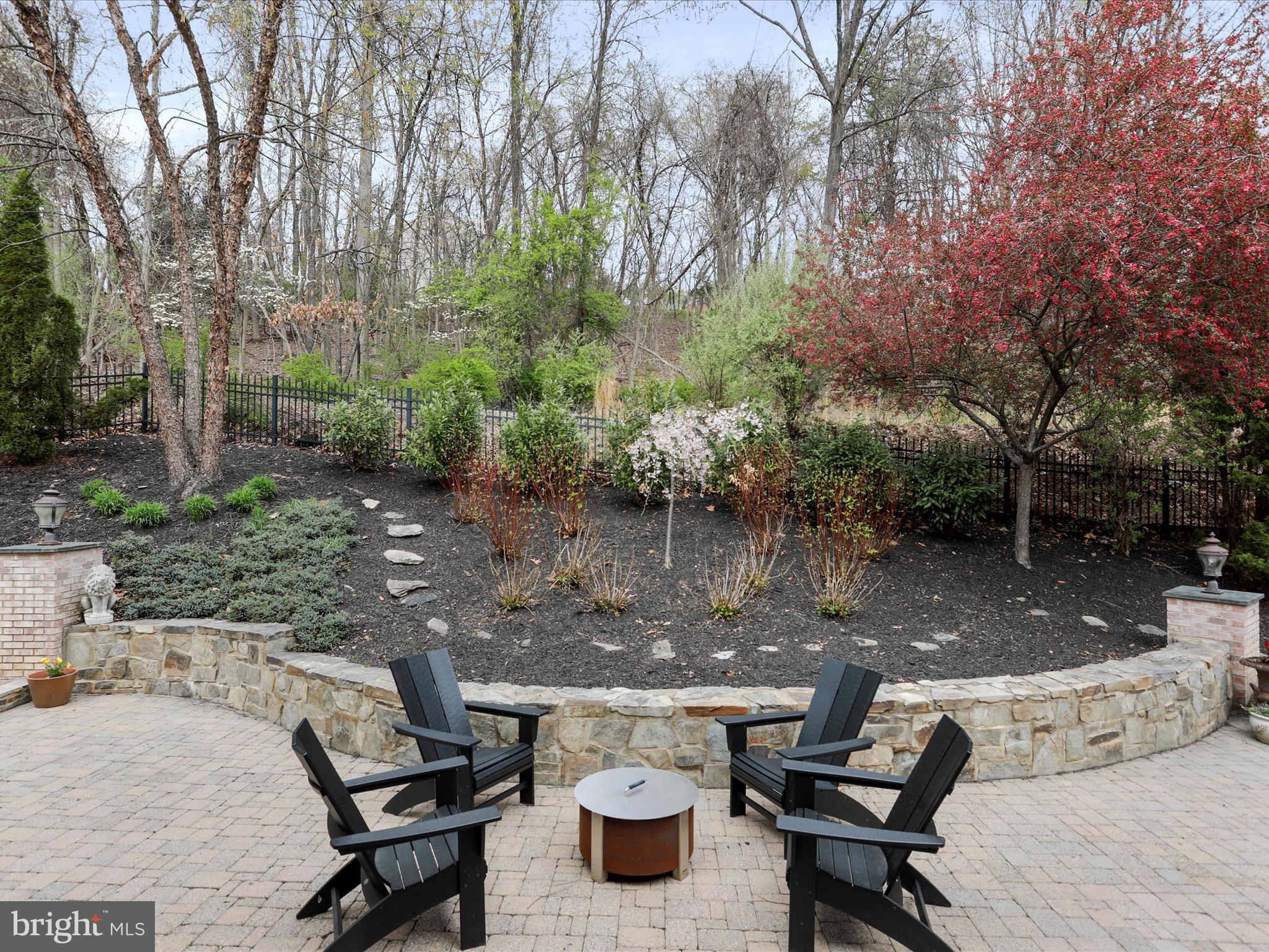 WOODRIDGE - Residential